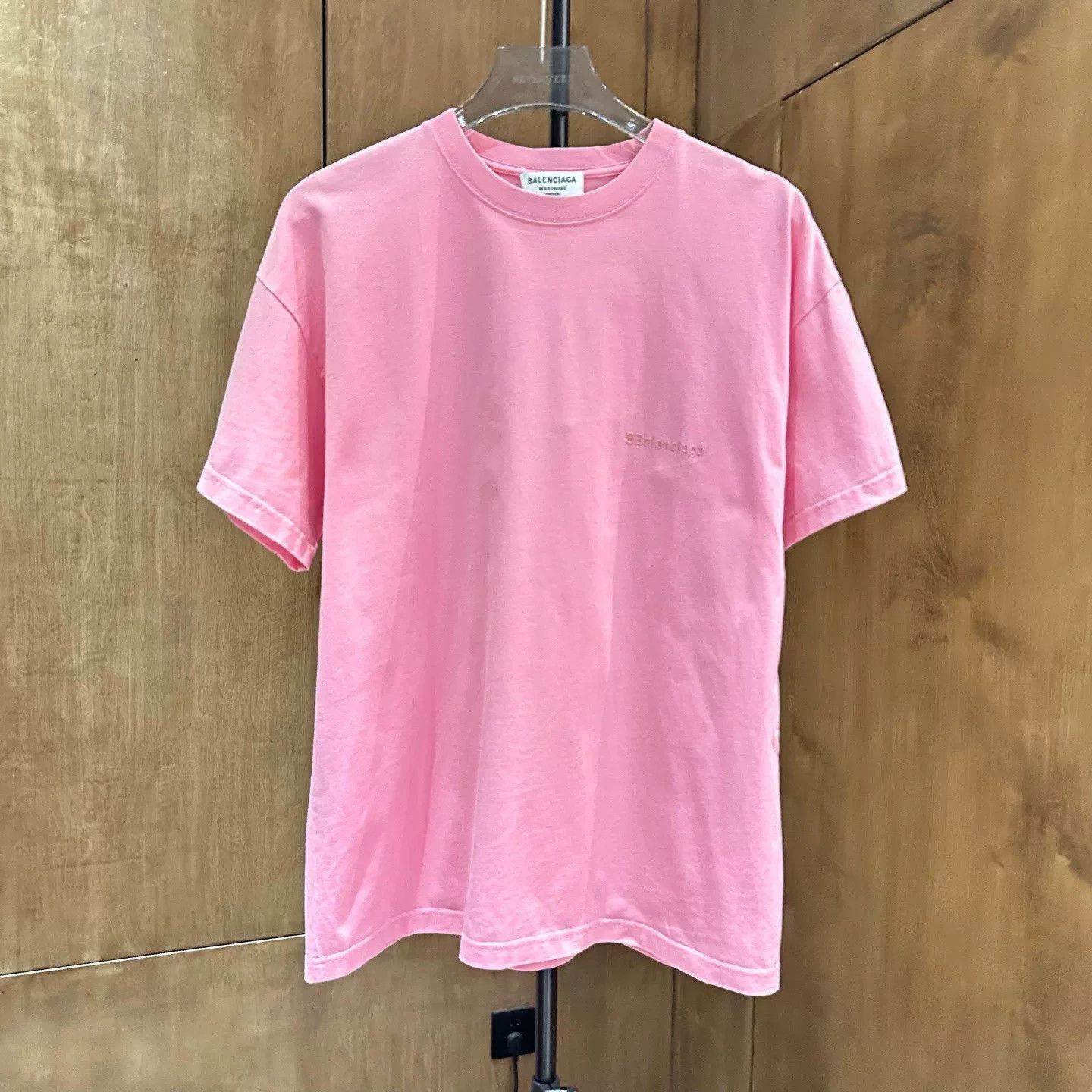 Balenciaga Balenciaga Retro Embroidered Pink T-Shirt S Women Size S / US 4 / IT 40 - 1 Thumbnail