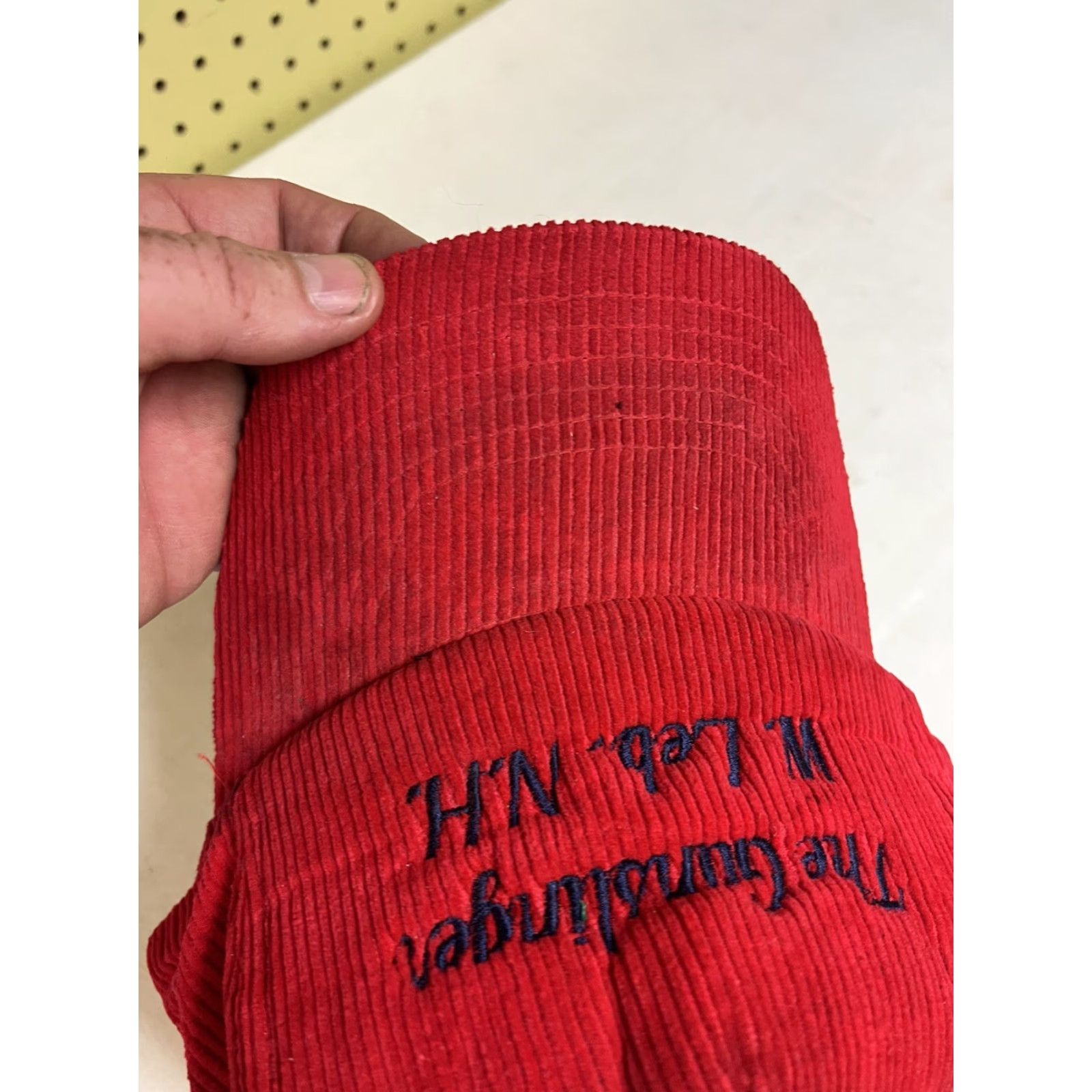 Vintage VINTAGE Corduroy Bar W. Lebanon NH Distressed Small SnapBack Men S Red Snapback Hats Size ONE SIZE - 7 Thumbnail