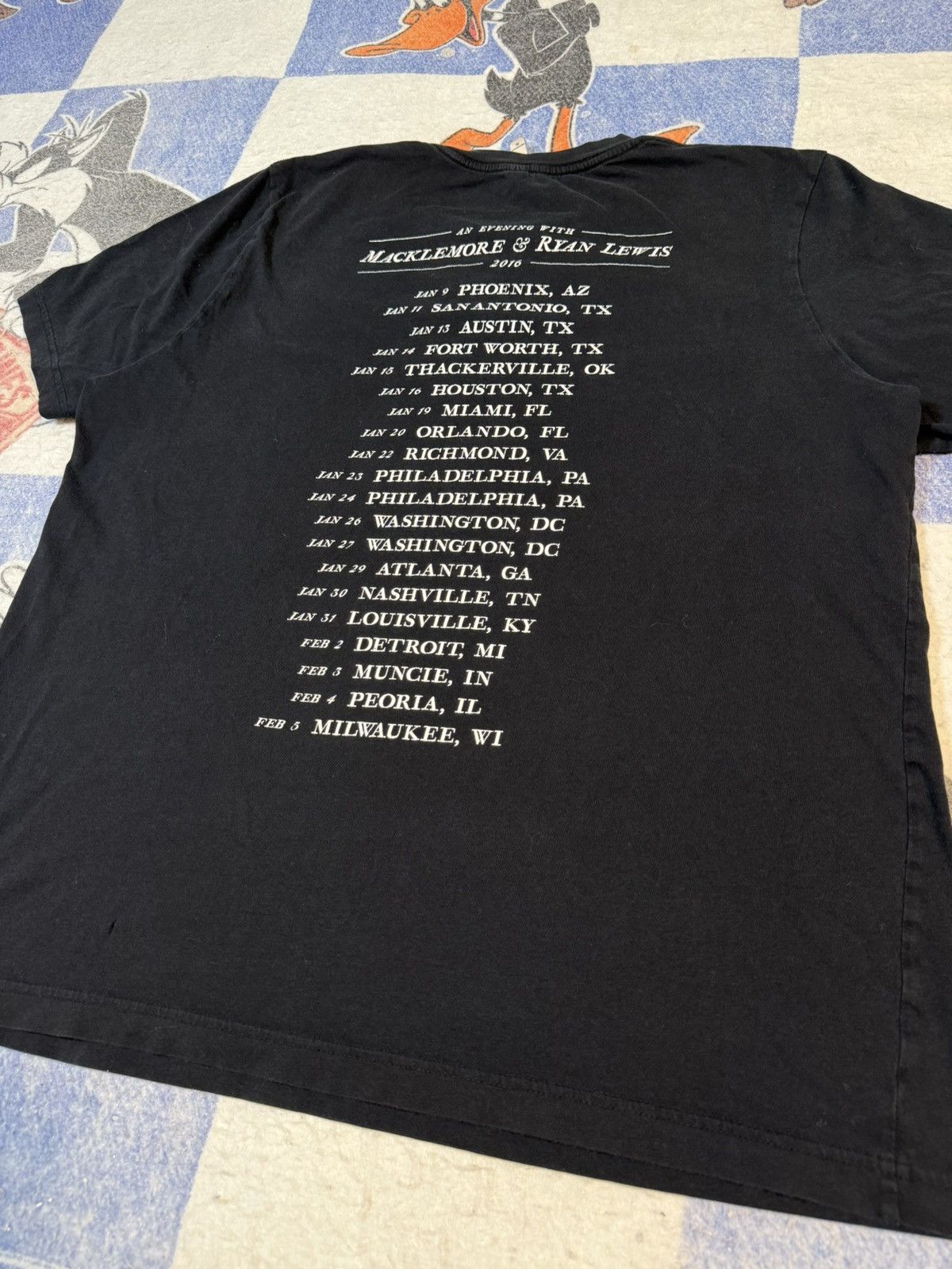 Band Tees Macklemore and Ryan Lewis tour tee Size US XL / EU 56 / 4 - 4 Thumbnail