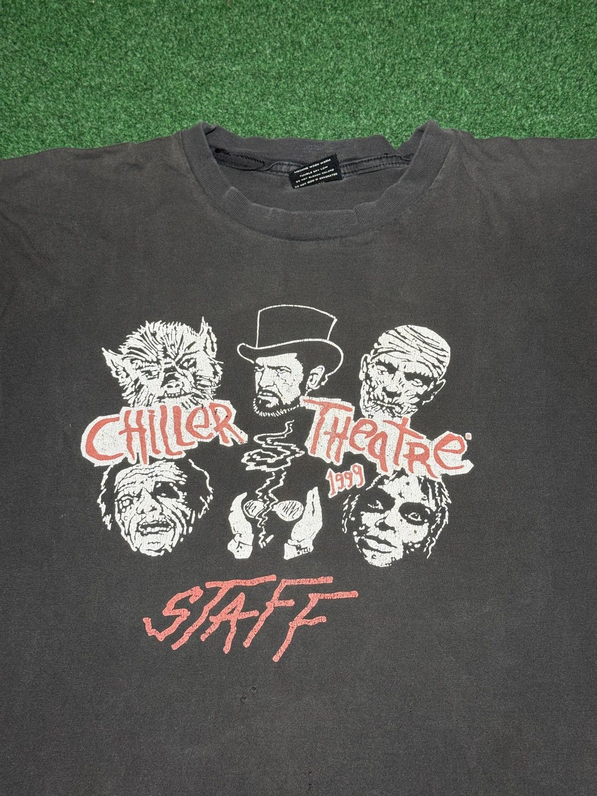 Vintage Vintage 90s Chiller Theatre Horror Wolfman MonsterT Shirt Size US L / EU 52-54 / 3 - 2 Thumbnail