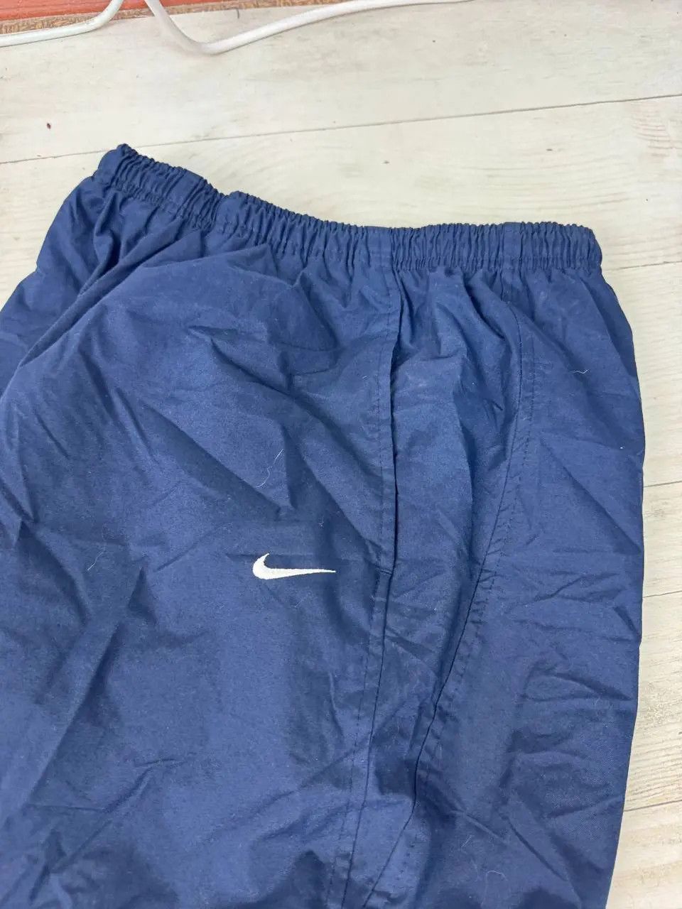 Nike Vintage Nike Track Pants 00s Swoosh Nylon Drill Y2K Size US 30 / EU 46 - 10 Thumbnail