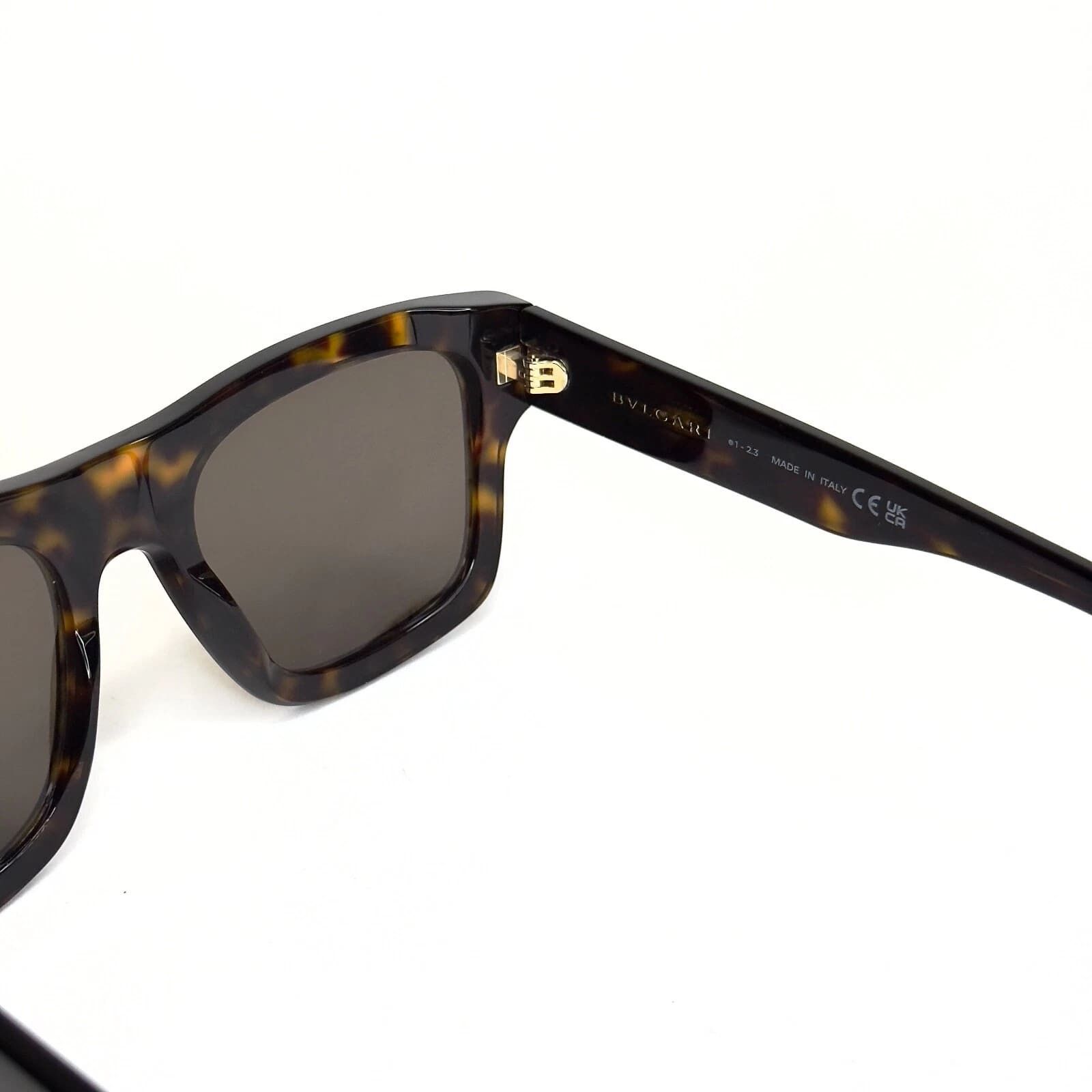 Bvlgari BVLGARI 40015 B.zero1 BV40015I Rectangle Sunglasses 52H Size ONE SIZE - 8 Thumbnail
