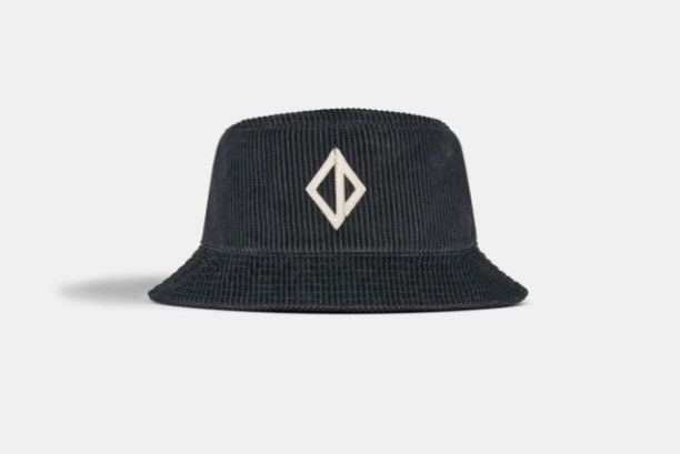 Dior o1w1db11224 Size: OS / Bucket (Hat / Cap) in Navy Blue Size ONE SIZE - 1 Thumbnail