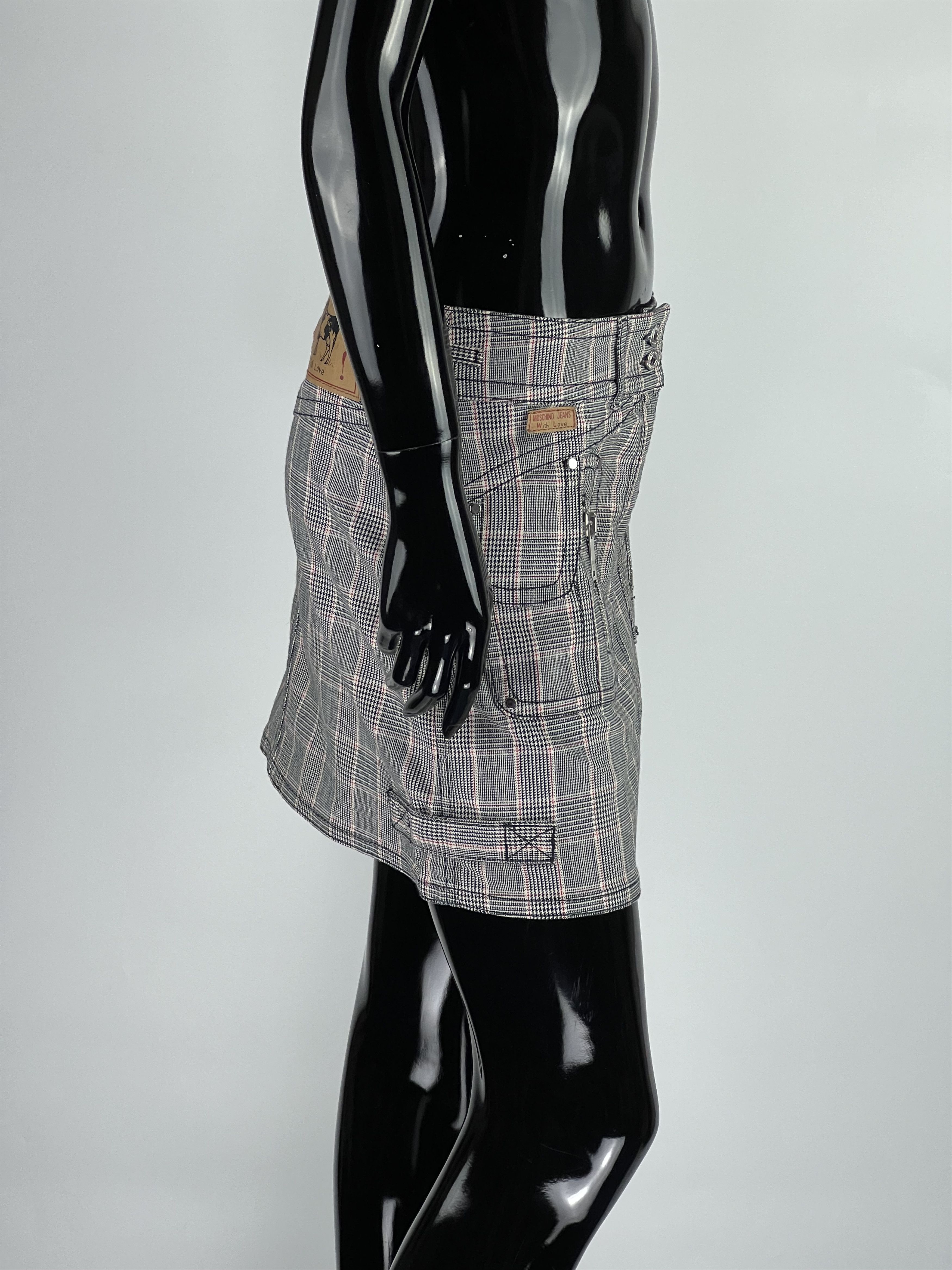 Moschino × Vintage Rare VTG Moschino Jeans Donna Check Mini Skirt US8 IT42 Size 28" / US 6 / IT 42 - 2 Thumbnail
