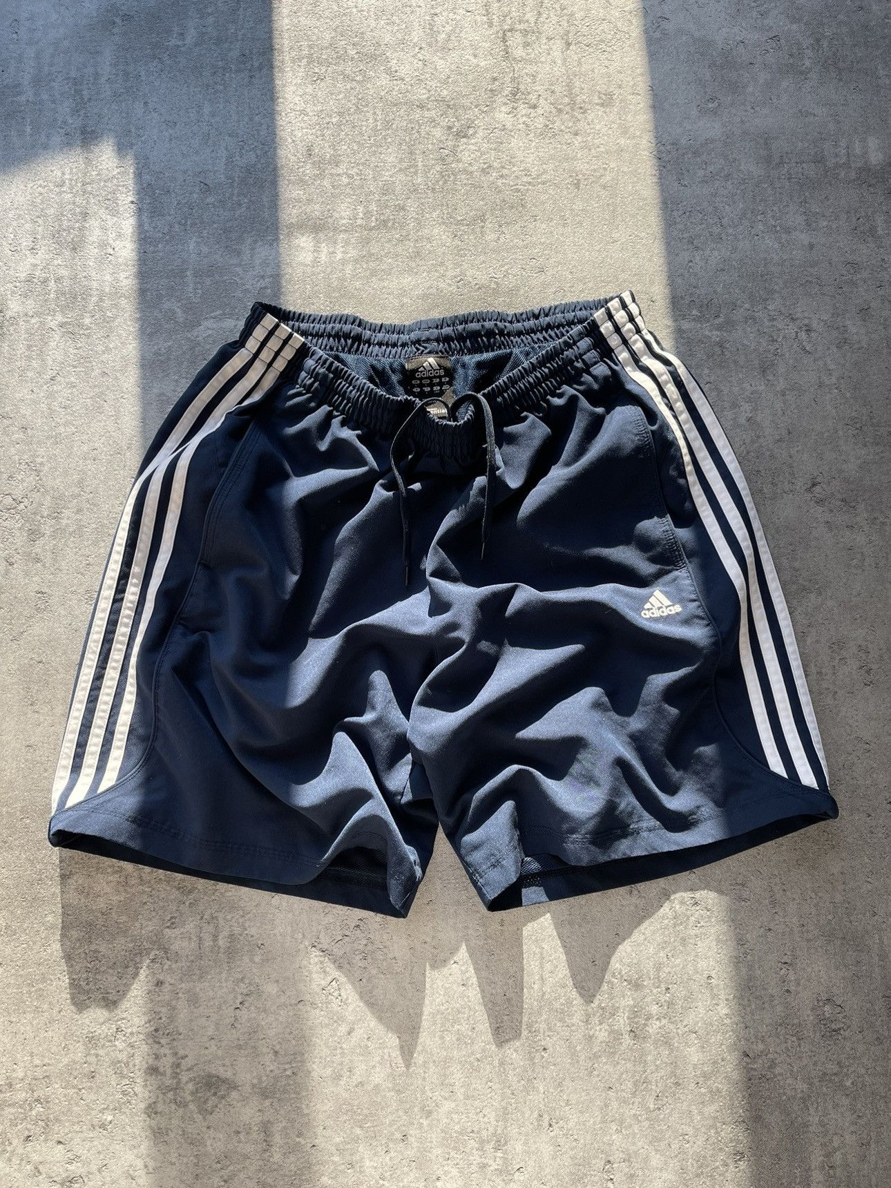 Adidas Adidas Baggy Shorts Balenciaga Style Size US 32 / EU 48 - 2 Thumbnail
