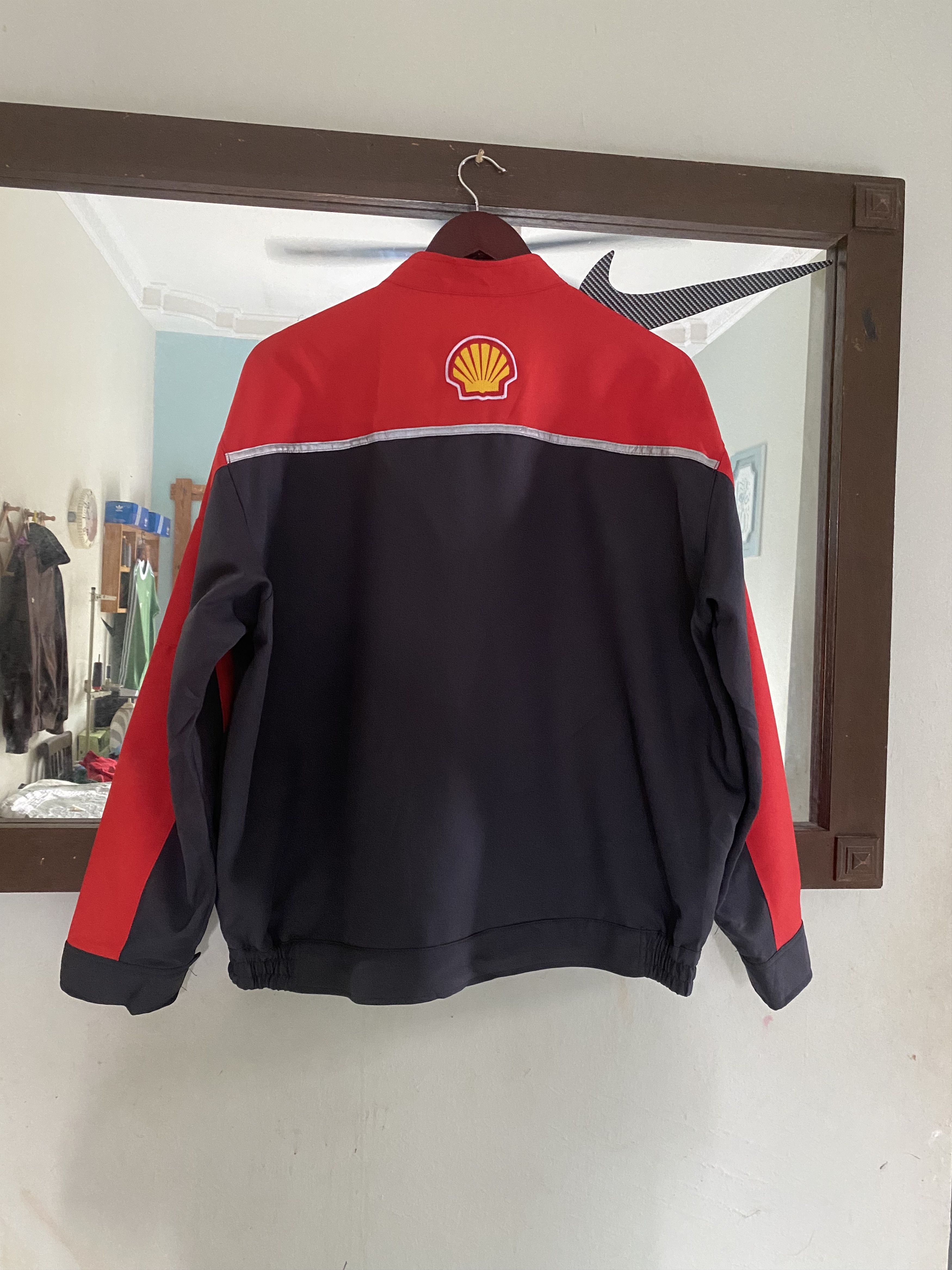 Ferrari Vintage Shell Helix Ferrari Jacket Track Staff XL Size Size US XL / EU 56 / 4 - 5 Thumbnail