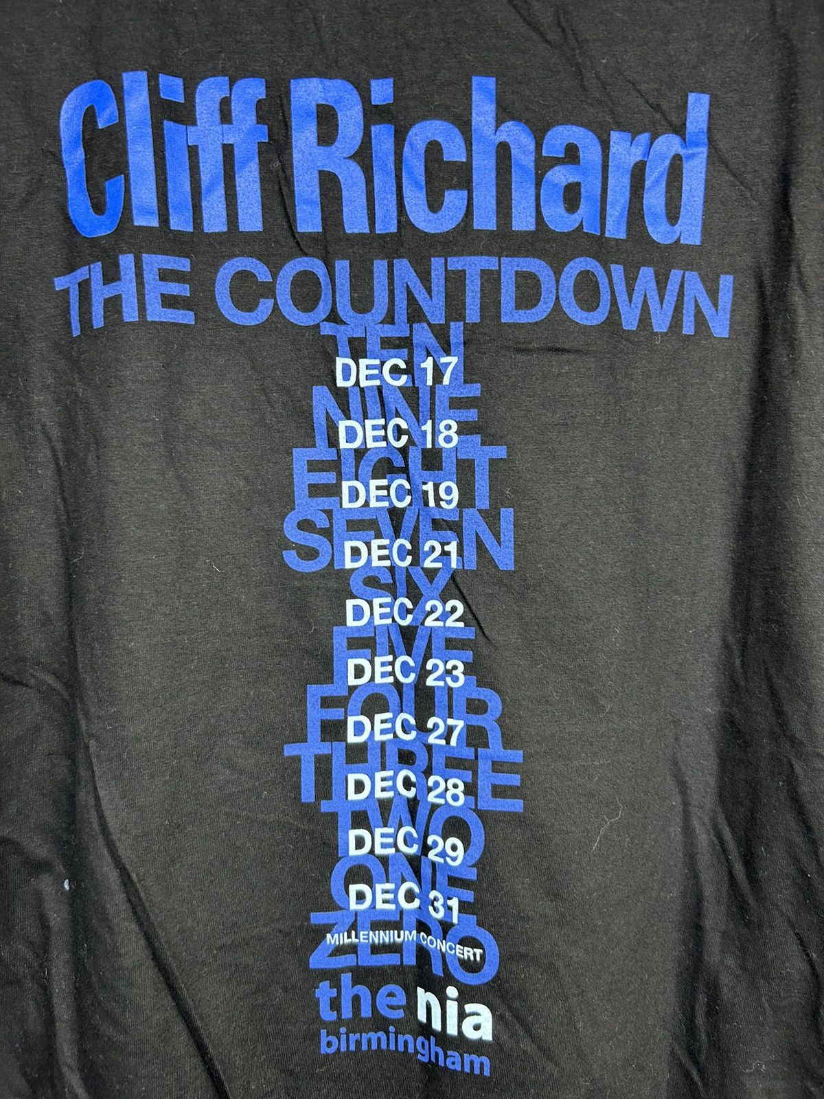 Band Tees Vintage Cliff Richard Millennium Band Tee Music Size US M / EU 48-50 / 2 - 11 Thumbnail