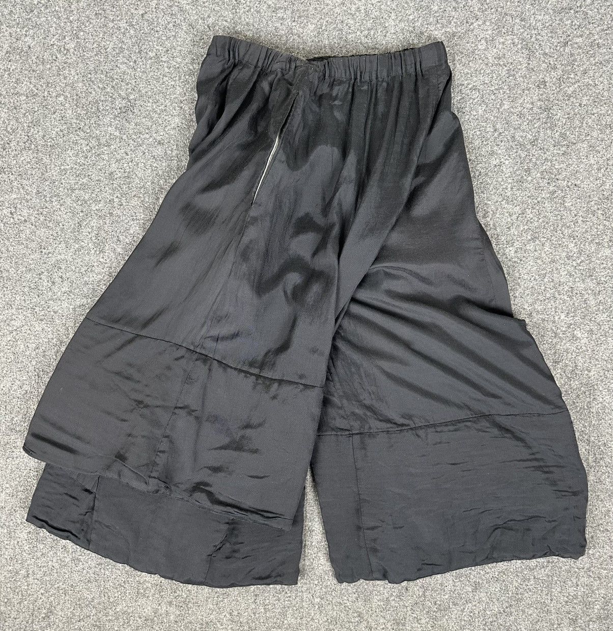 Comme des Garcons Comme Des Garcons - Hem / Side Pocket Padded Switching Wide Size US 30 / EU 46 - 2 Thumbnail