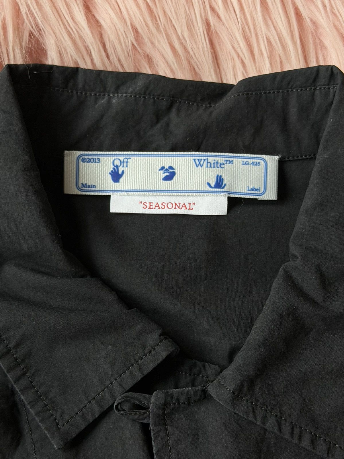 Off-White Off-White logo-embroidered black button up Size US L / EU 52-54 / 3 - 5 Thumbnail
