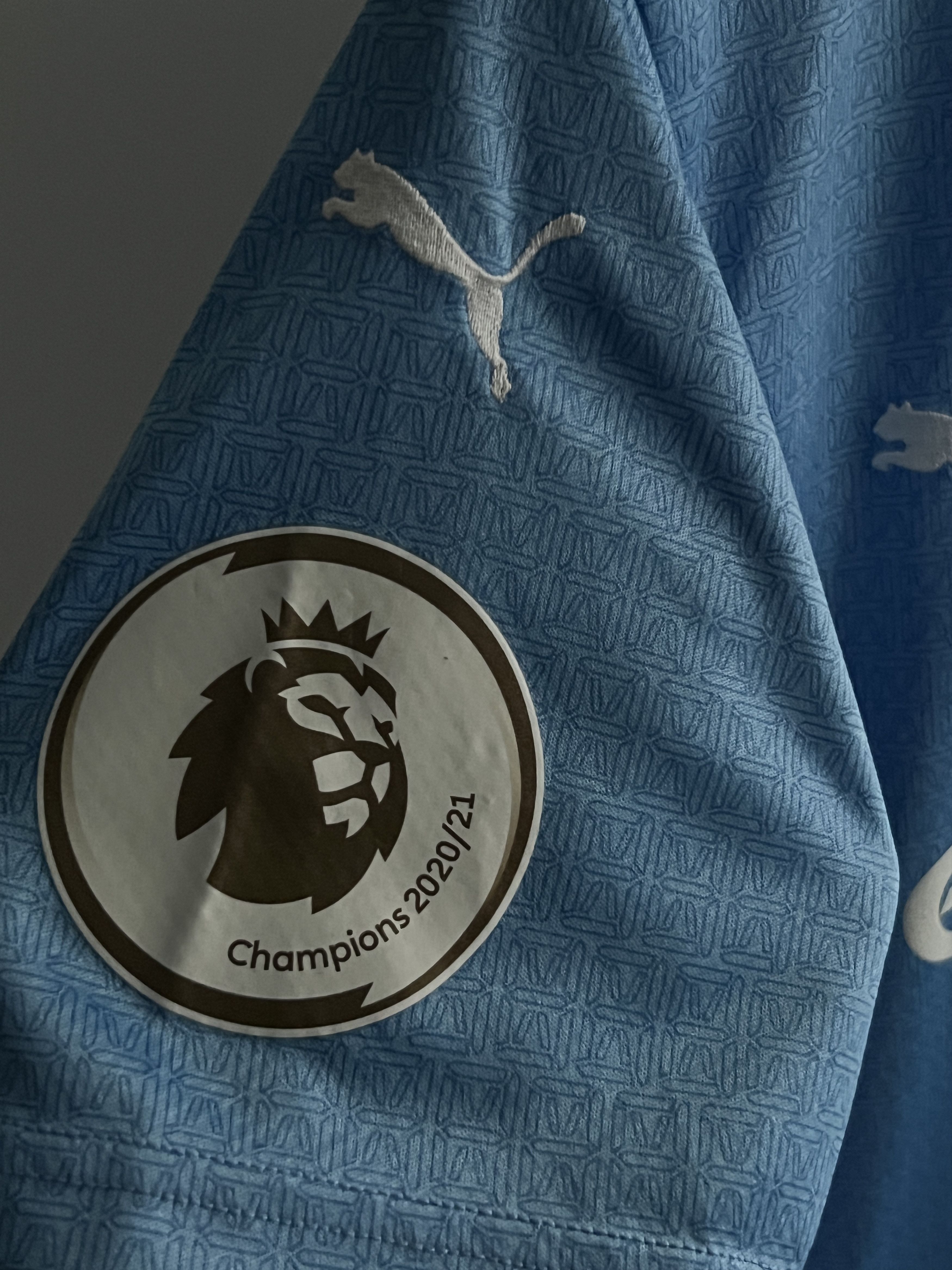 Puma × Vintage Soccer Jersey Puma Manchester City 2020/21 Champions Size US M / EU 48-50 / 2 - 4 Thumbnail