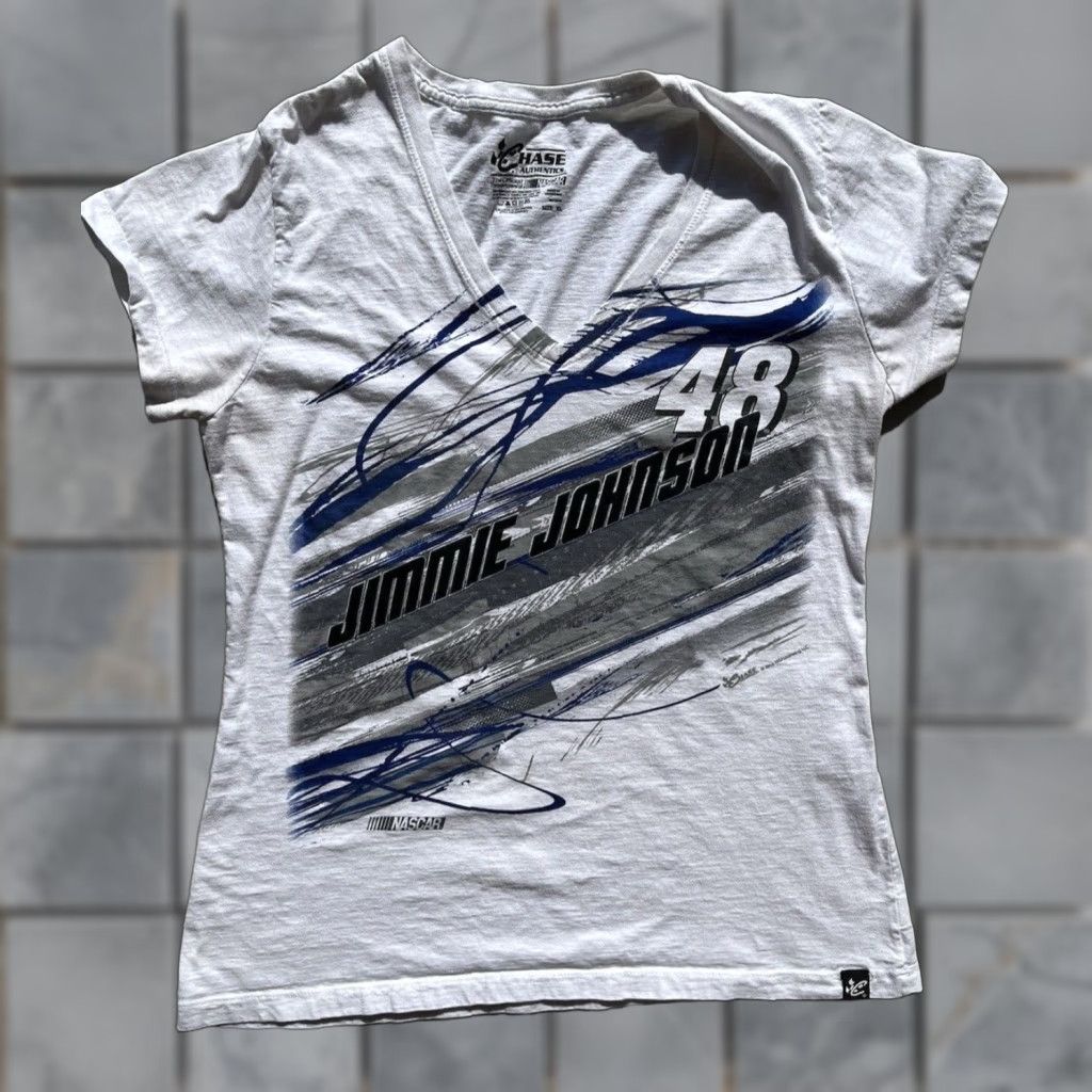 Chase Authentics Chase Authentics T-Shirt Women's White Jimmie Johnson XL V-Neck NASCAR Racing 48 Size XL / US 12-14 / IT 48-50 - 1 Thumbnail
