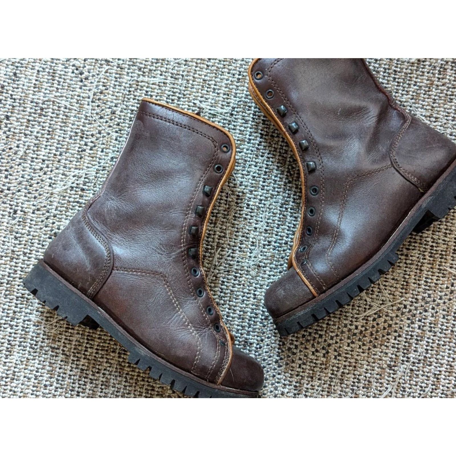 Eddie Bauer VINTAGE Eddie Bauer ITALY Vasque X Eddie Bauer boots Mens 7 W Brown Insulated Mountaineering Leather 9.5" height Size US 7 / EU 40 - 2 Thumbnail