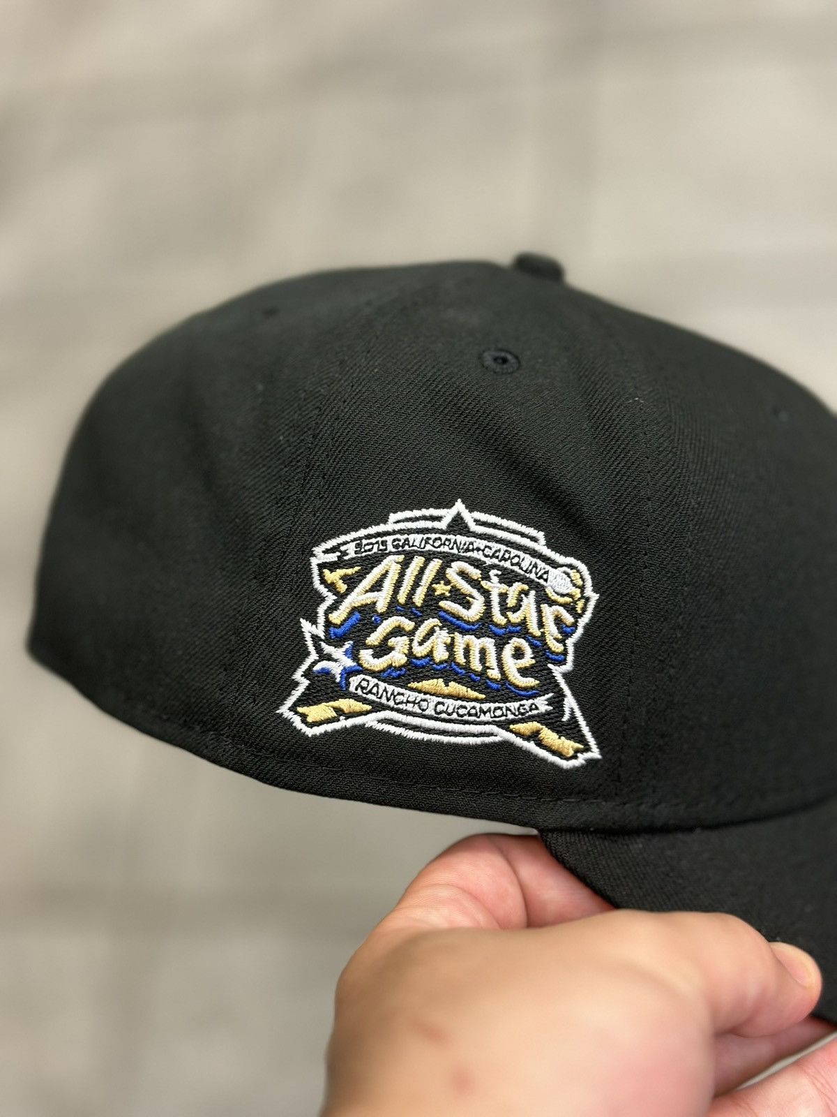 New Era Rancho Cumanga Quakes Size 32 - 2 Thumbnail