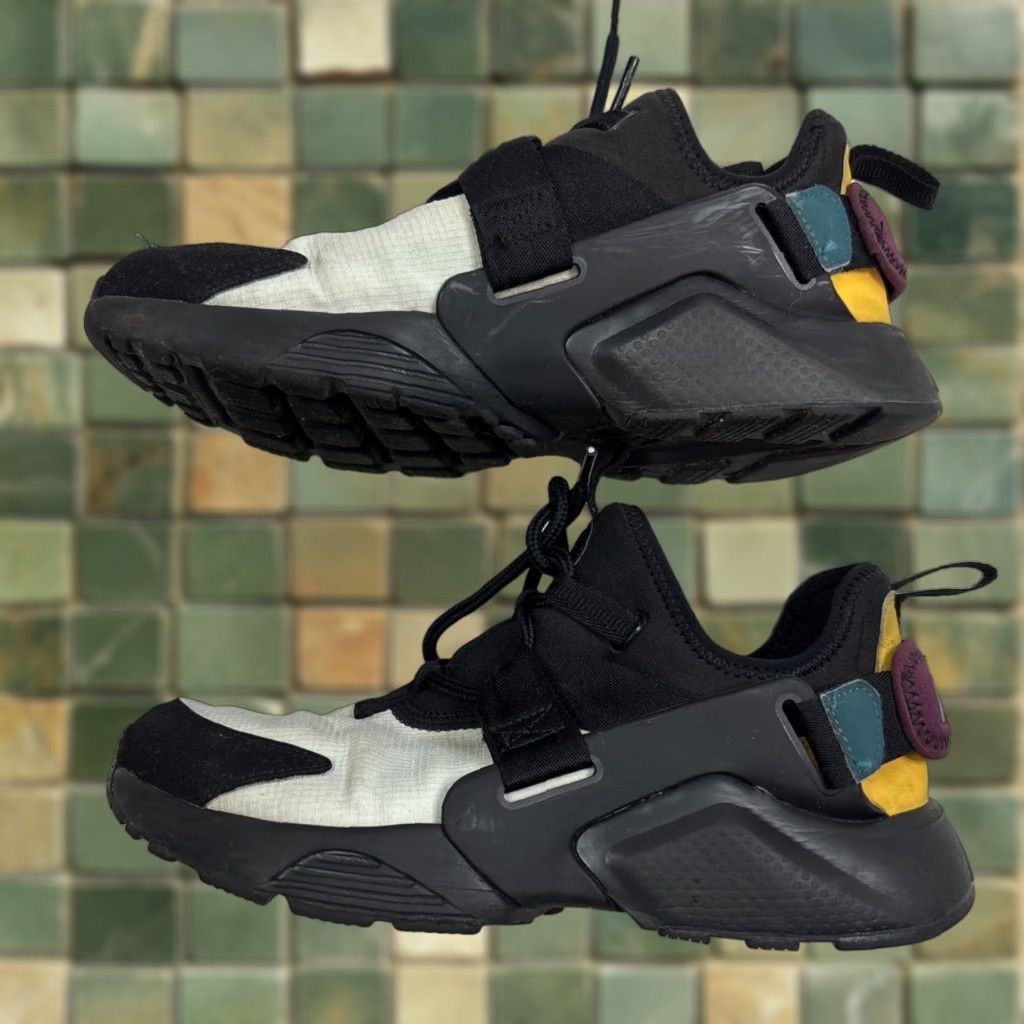 Nike Nike Women's Air Huarache CITY LOW Sneakers - Size 7.5 - Multicolor - Running Shoes - Nike Air City Low AH6804-011 Size US 8 / IT 38 - 1 Thumbnail