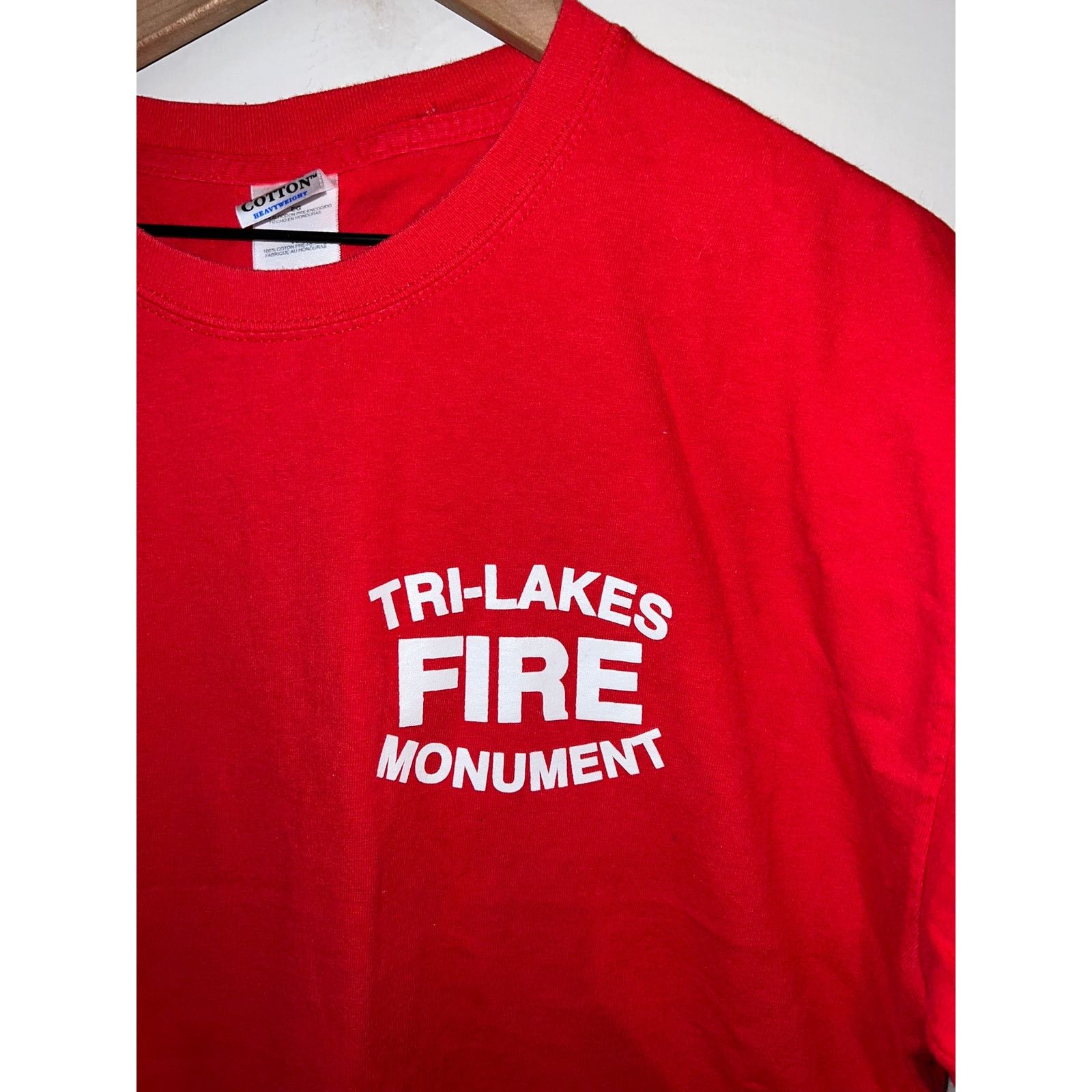 Gildan Vintage Tri Lakes Fire Shirt Monument Firefighter Red Tee XL Size US XL / EU 56 / 4 - 2 Thumbnail