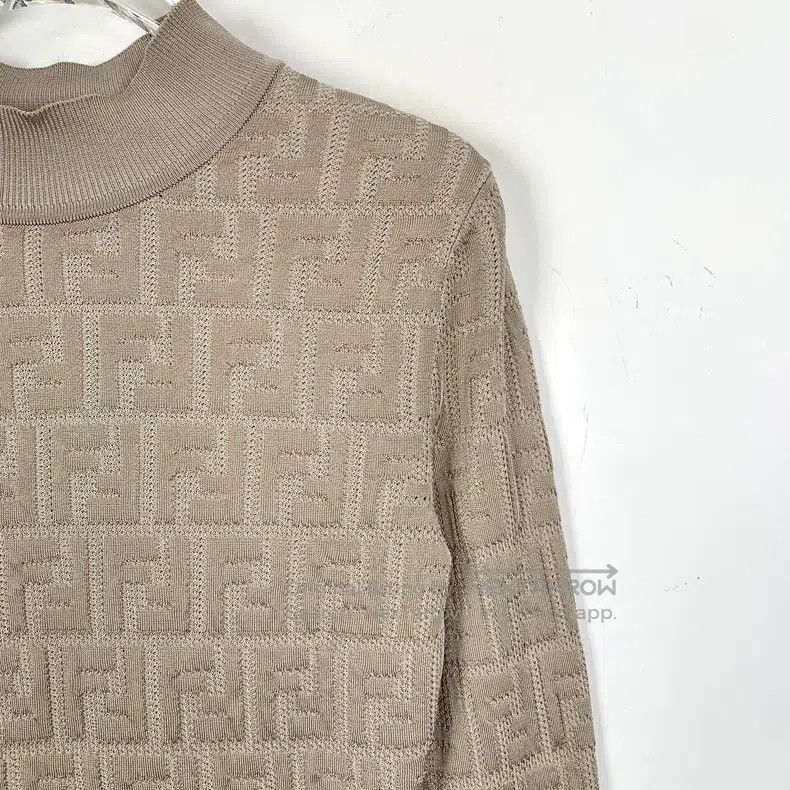 Fendi Fendi Khaki Logo Jacquard Full-Print Cotton Round Neck Lon Size XXS / US 00 / IT 34 - 3 Thumbnail