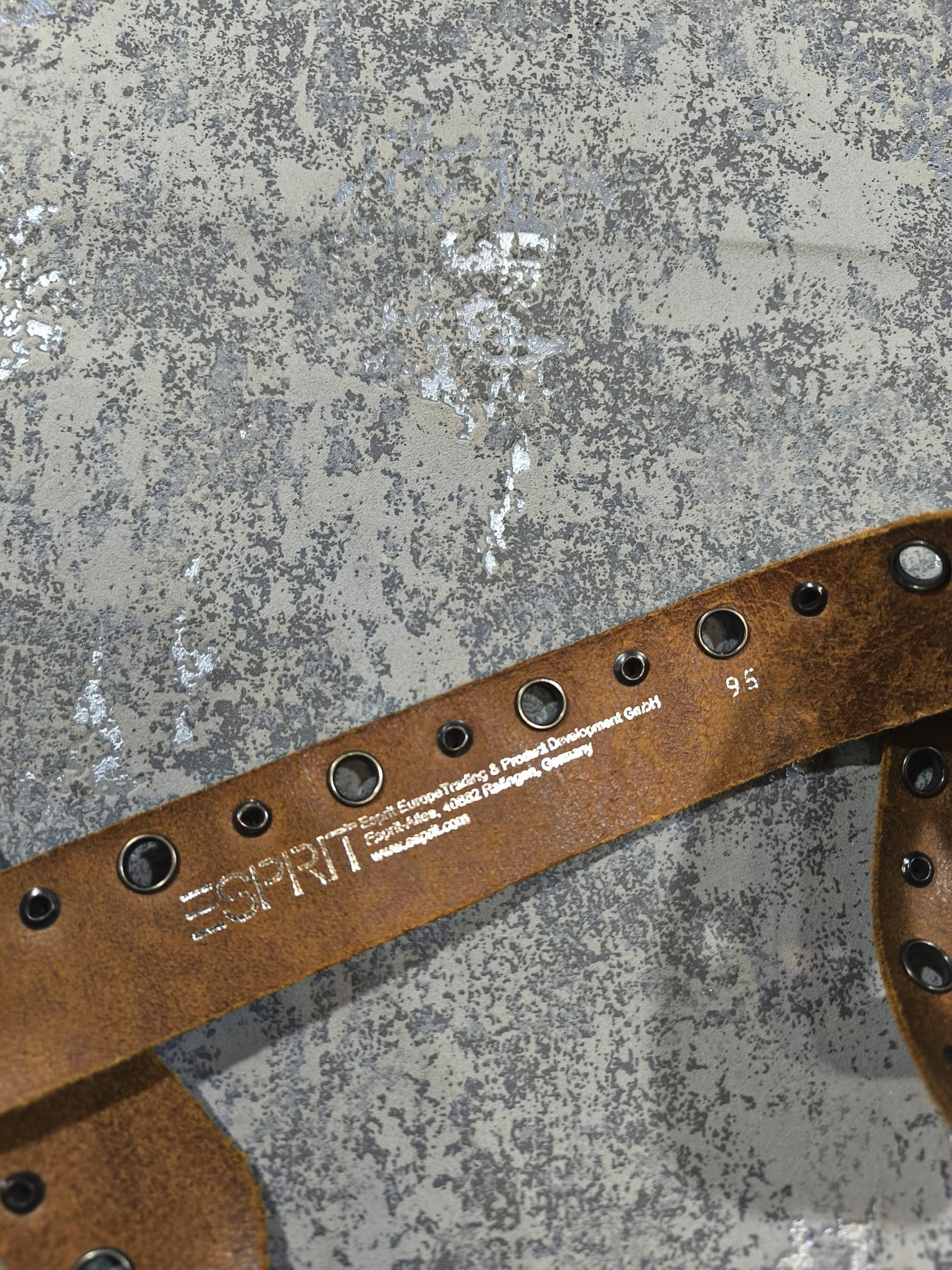 Leather VINTAGE DISTRESSED REAL LEATHER STUDDED BELT Size ONE SIZE - 5 Thumbnail