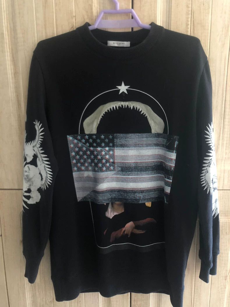 Other Givenchy Three-color flag saint mother shark hoodie, desig Size US XS / EU 42 / 0 - 1 Thumbnail