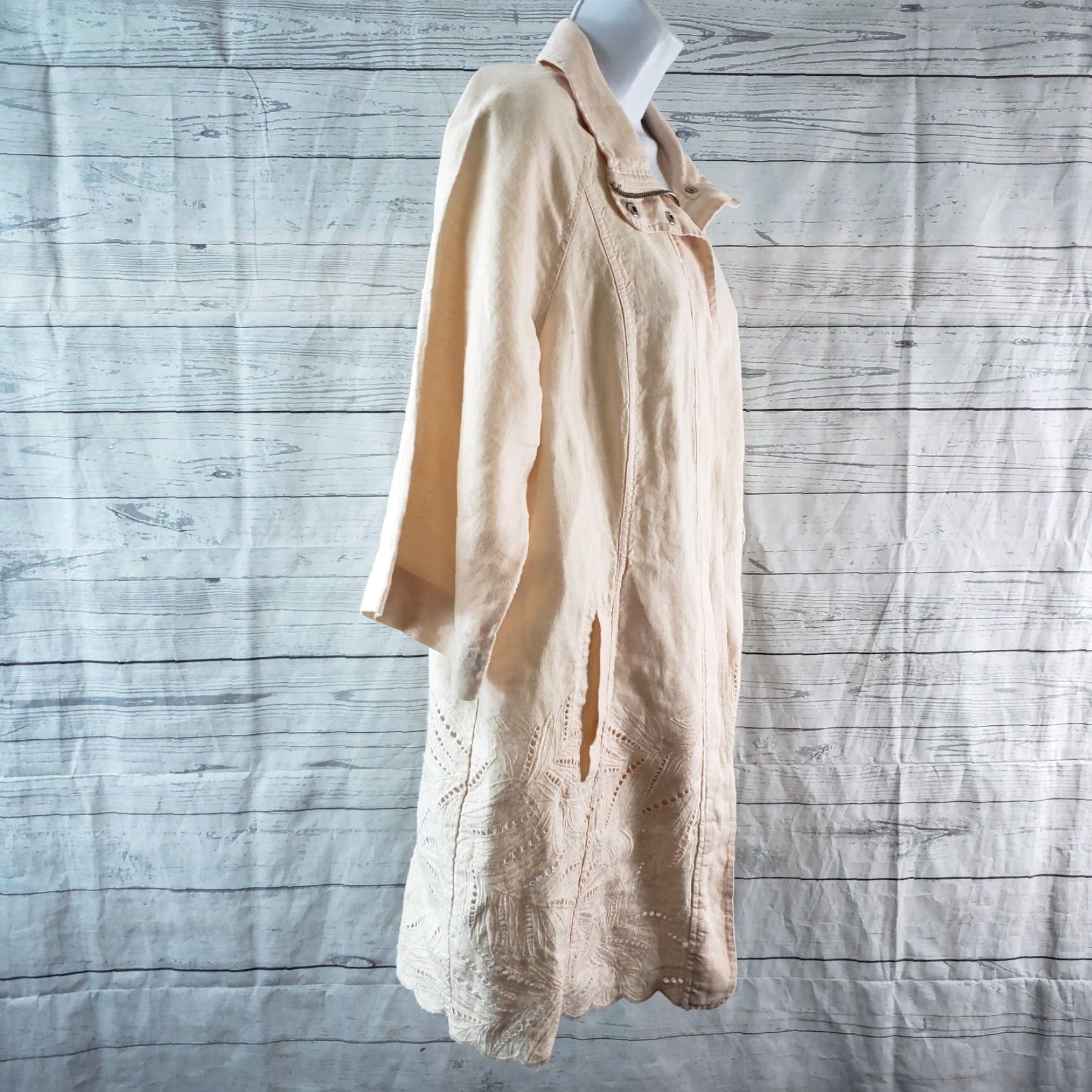 Vintage VINTAGE Chico's Womens Eyelet Linen Jacket Sz Large Peach 3/4 Sleeve Zips Size L / US 10 / IT 46 - 4 Thumbnail
