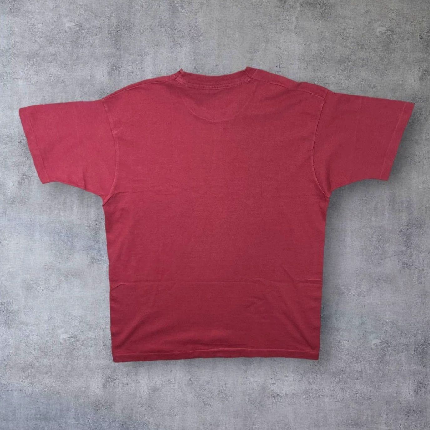 Fruit Of The Loom VINTAGE Fruit of the Loom T-Shirt XL Red Graphic Souvenir Taos 1992 US Made Mens Short Sleeve Round Neck Graphic Print 1990s Size US XL / EU 56 / 4 - 2 Thumbnail