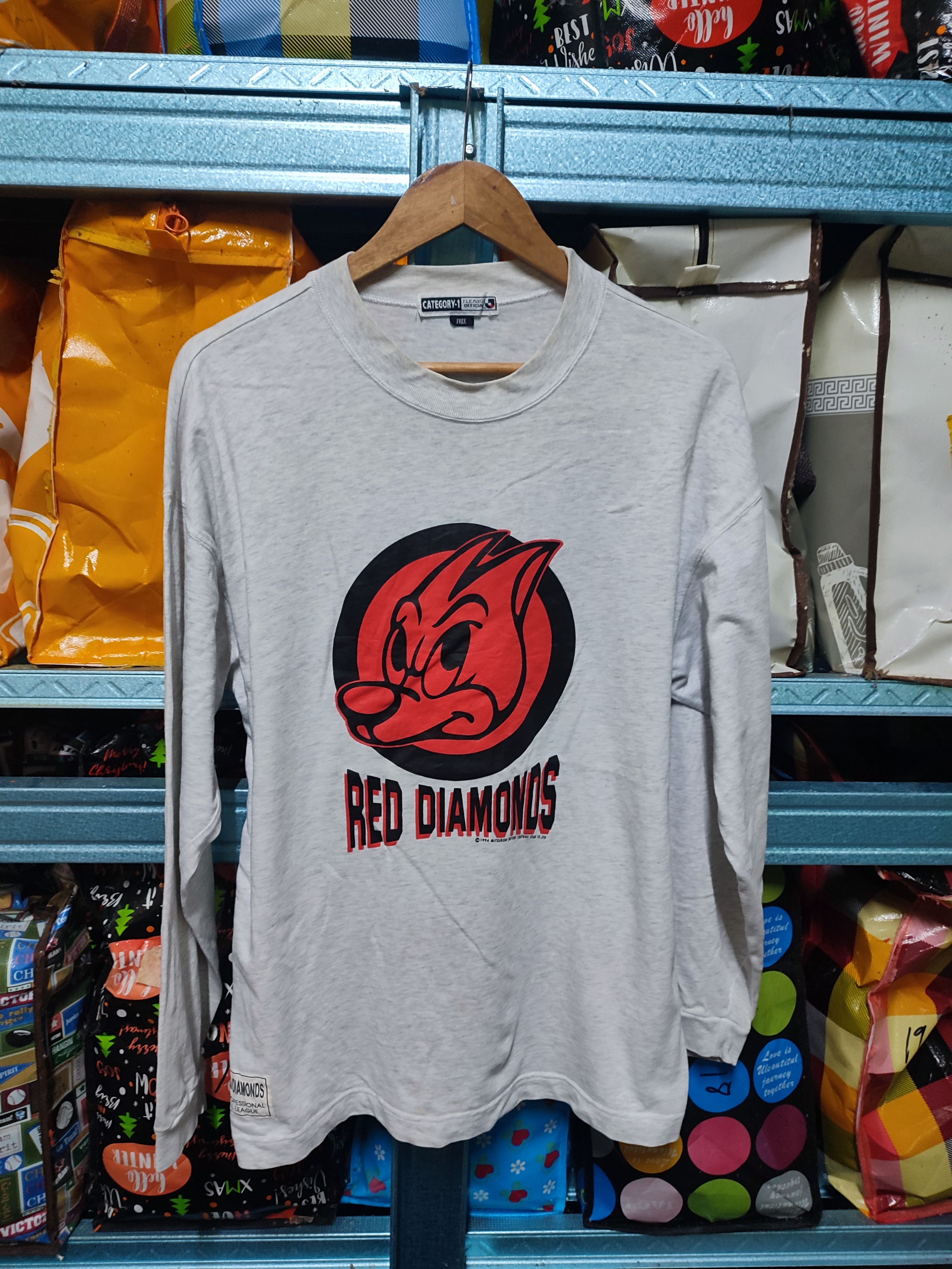Japanese Brand × Vintage 🔥VINTAGE🔥 ©1994 Urawa Red Diamonds Long Sleeve Tshirt Size US L / EU 52-54 / 3 - 1 Thumbnail
