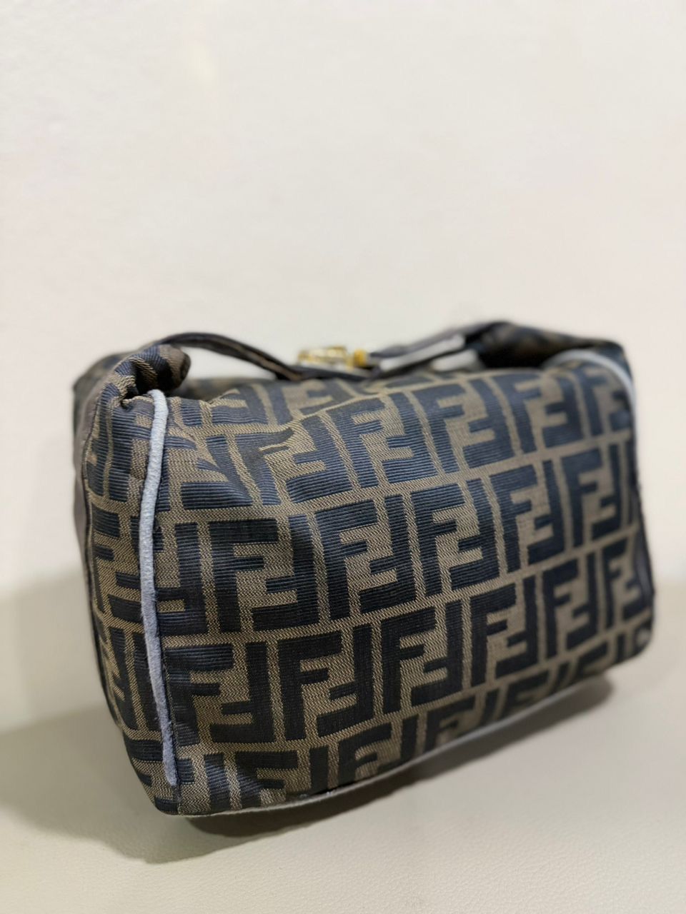 Fendi Authentic FENDI White leather Maxi Baguette Flag Bag Size ONE SIZE - 3 Thumbnail