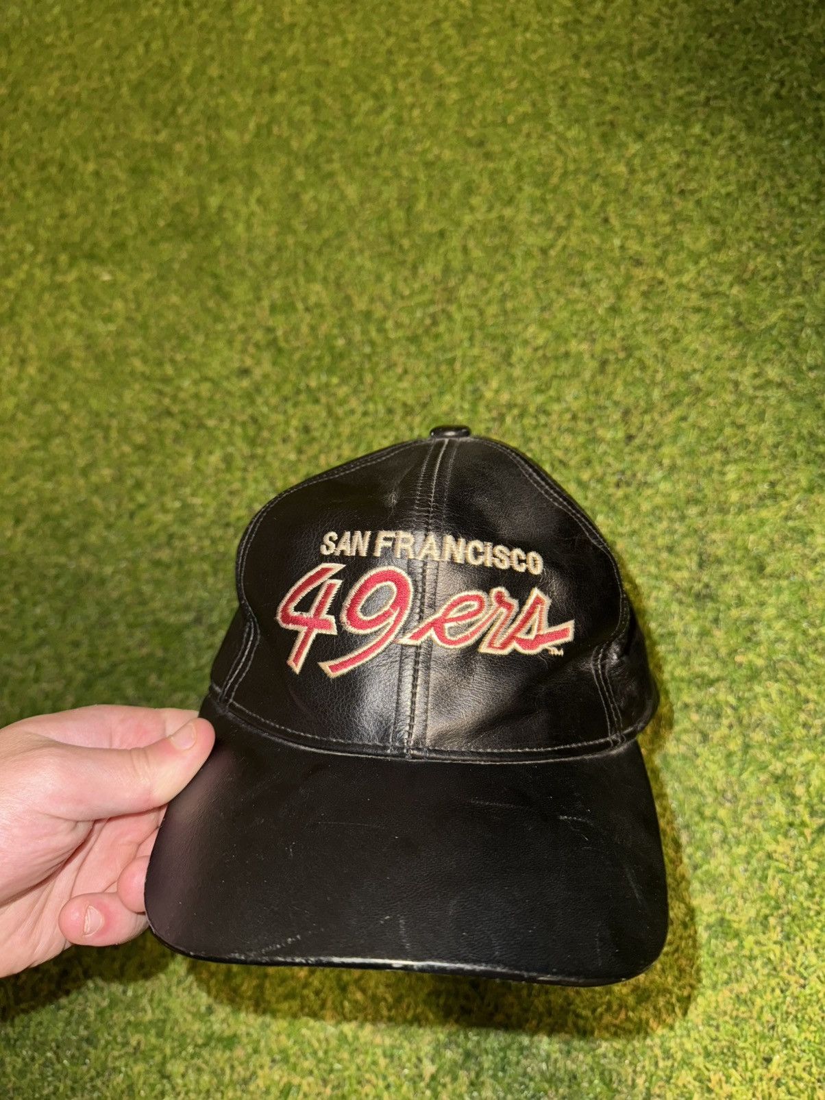 Vintage Vintage San Francisco 49ers leather black hat Size ONE SIZE - 2 Thumbnail