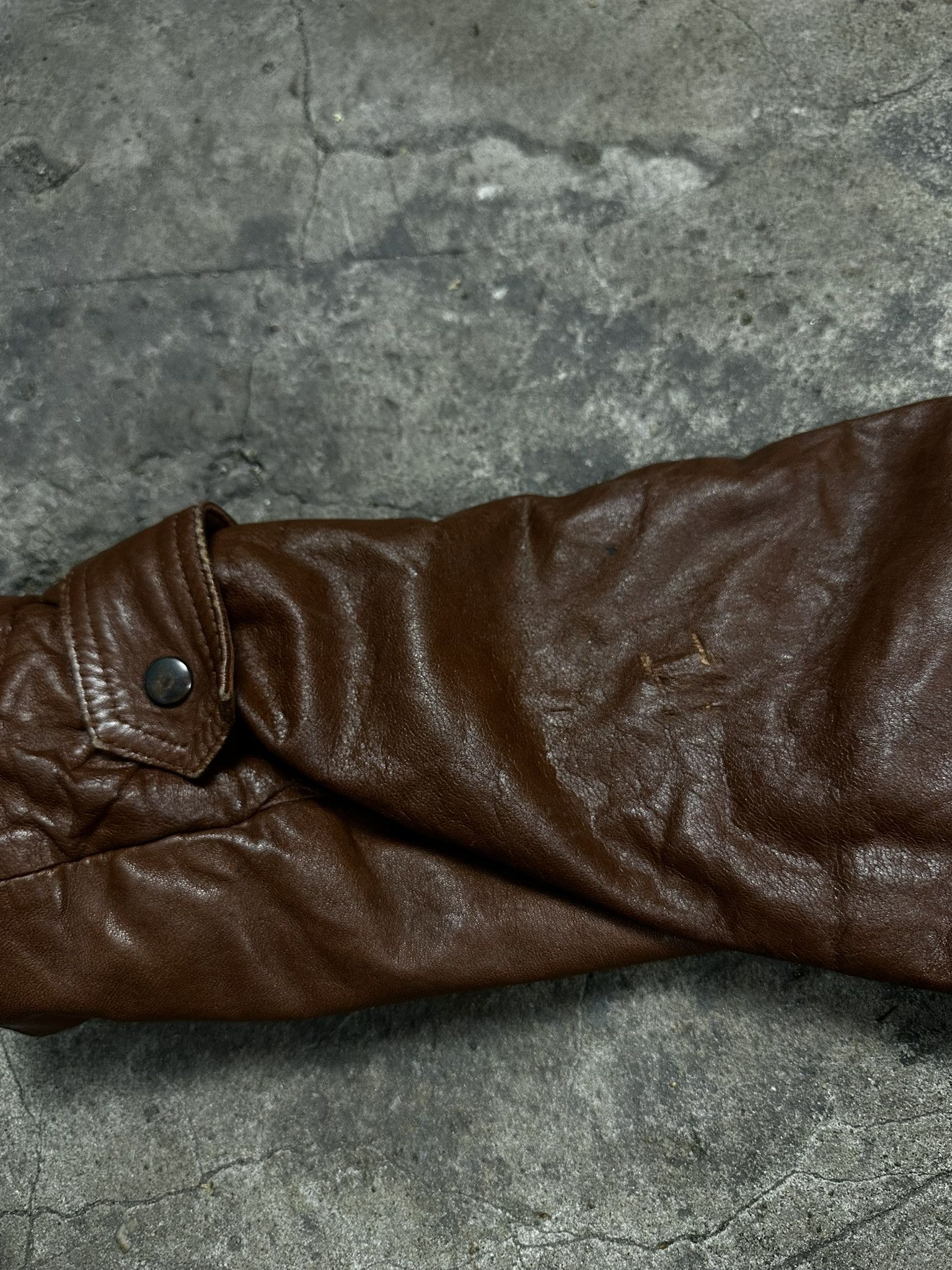 Leather 80s Vintage Leather Bomber Jacket Size US XL / EU 56 / 4 - 4 Thumbnail