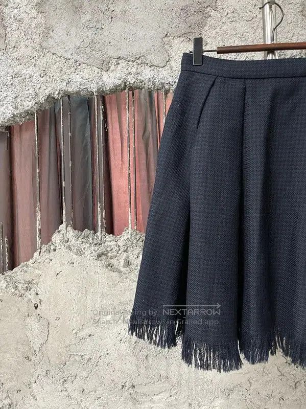 Dior Dior Summer Black Women's Midi Skirt . Size 28" / US 6 / IT 42 - 3 Thumbnail