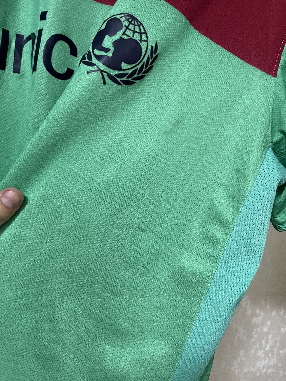 Other Nike Barcelona Away Vintage 10/11 #6 Xavi Jersey Size US XL / EU 56 / 4 - 11 Thumbnail