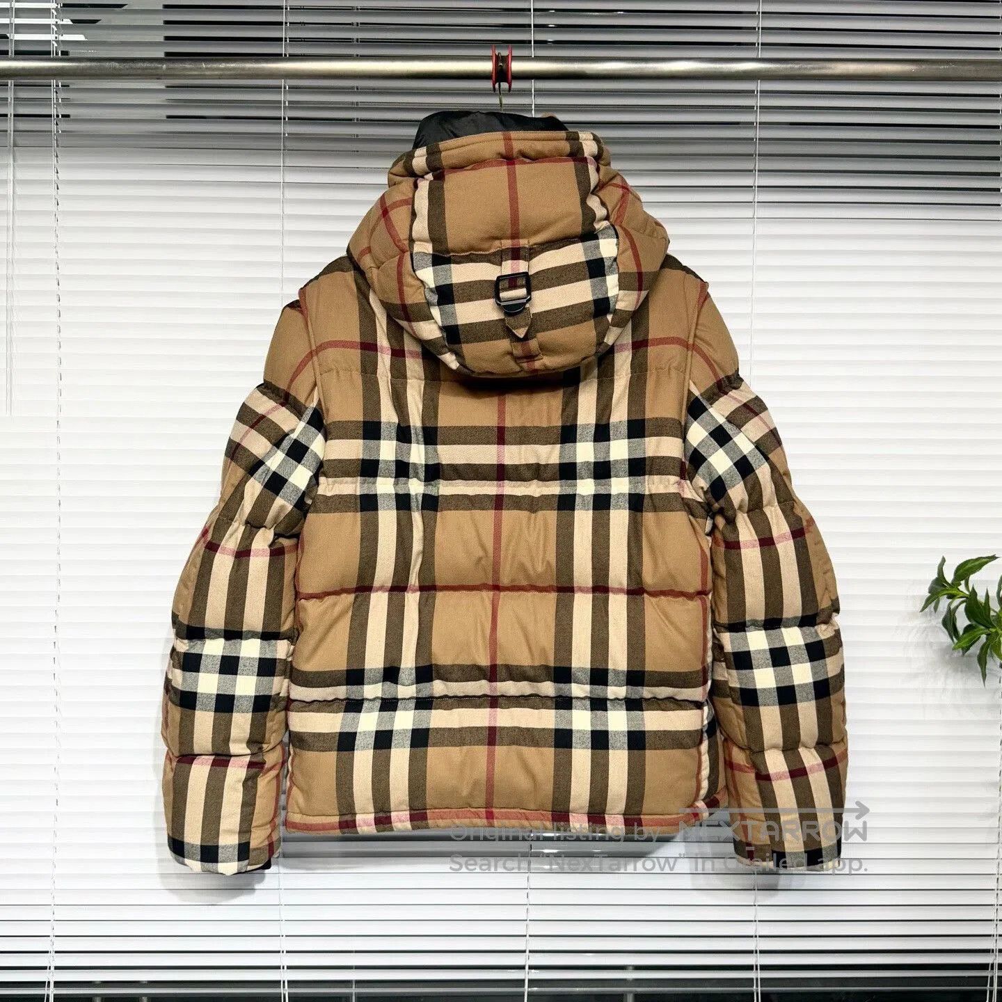 Burberry burberry down jacket with detachable sleeves. Size US L / EU 52-54 / 3 - 2 Thumbnail
