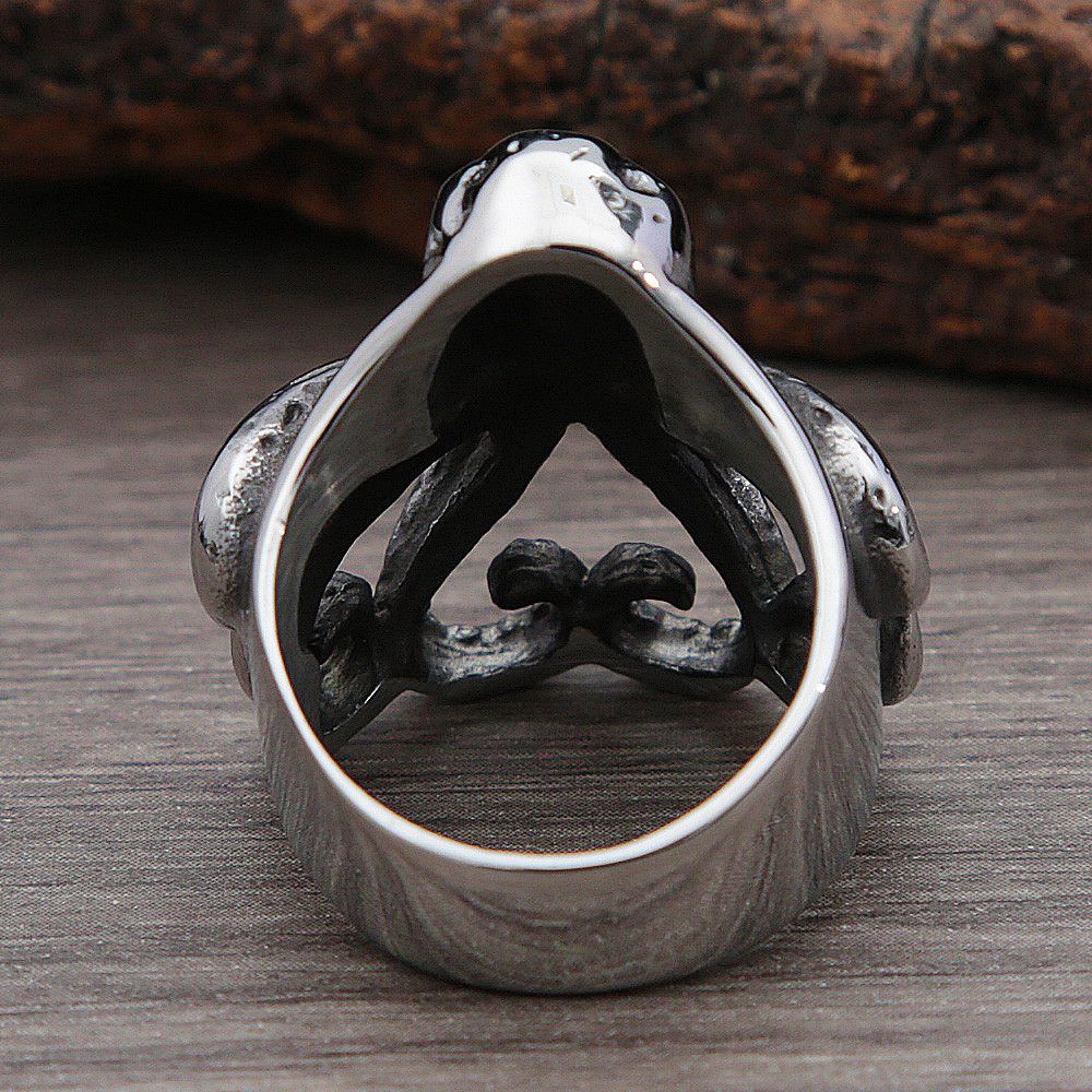 Vintage Retro Nordic Pirate Skull Octopus Ring Size ONE SIZE - 2 Thumbnail