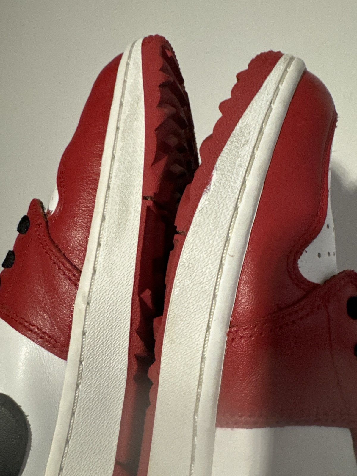 Jordan Brand Air Jordan 1 Low OG Golf Chicago Size US 12.5 / EU 45-46 - 7 Thumbnail