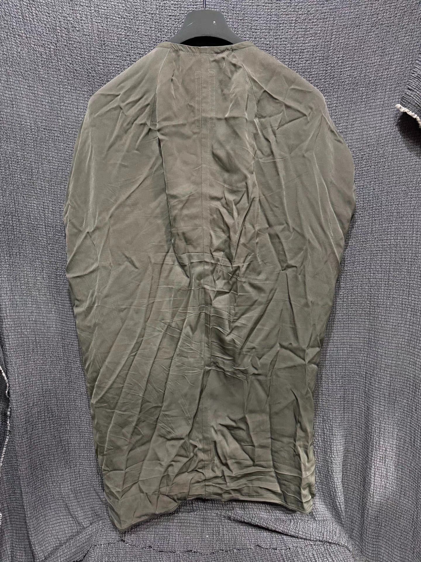 Rick Owens Rick Owens 16SS V-neck tank top / layering short-sleeve Size US XS / EU 42 / 0 - 2 Thumbnail