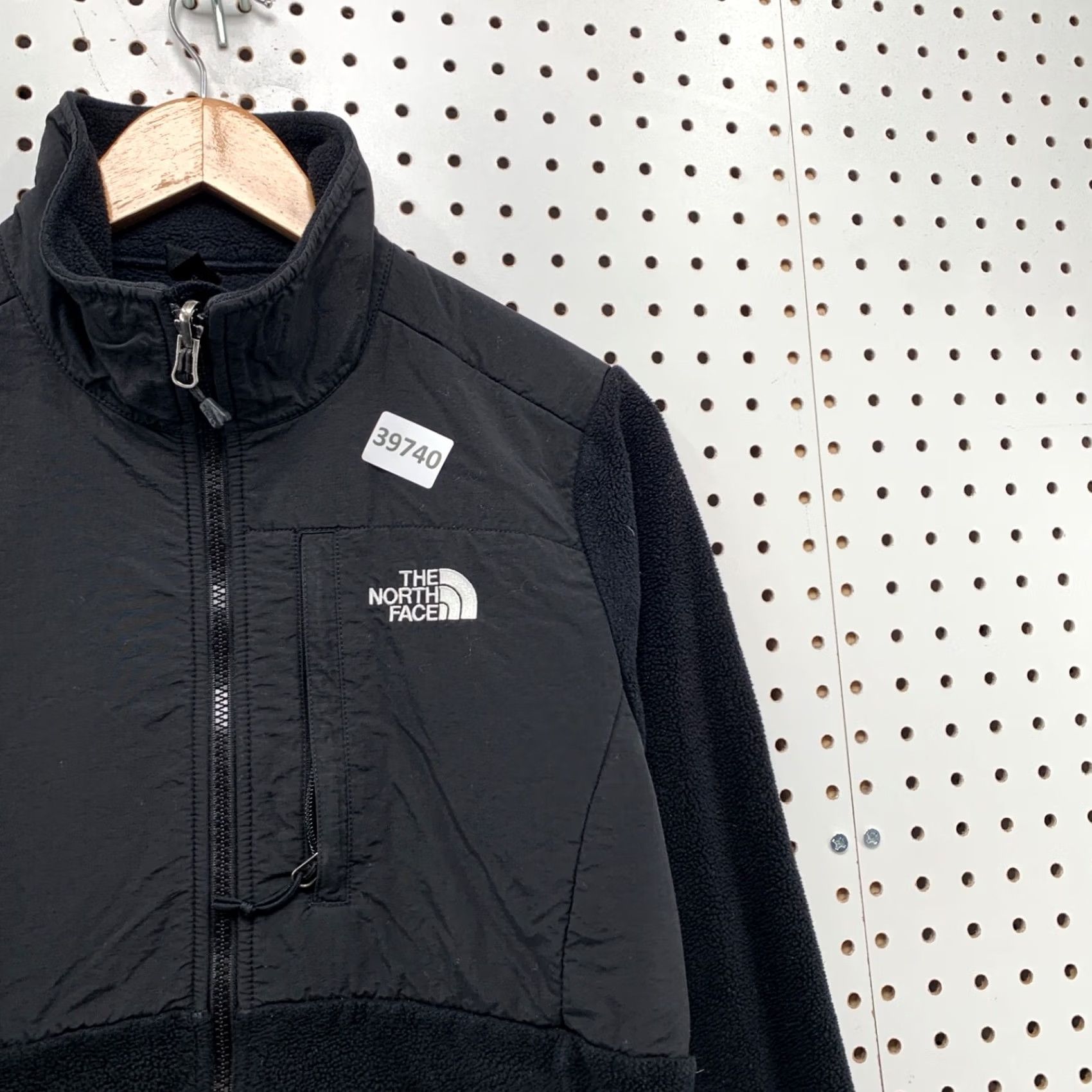 The North Face VINTAGE The North Face Denali Jacket Womens Small Black Outdoor Casual 19x24 Size S / US 4 / IT 40 - 5 Thumbnail