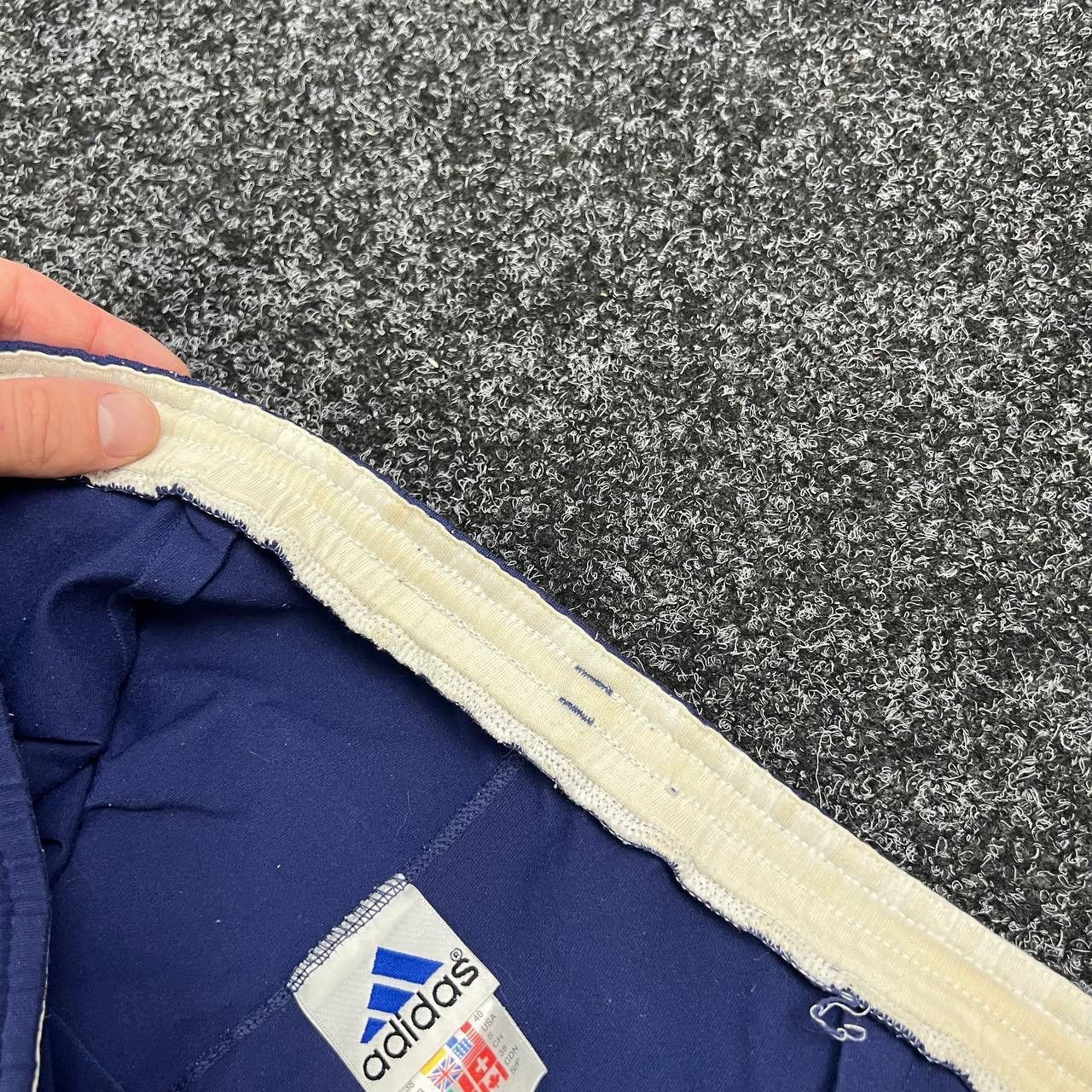 Adidas Adidas vintage track pants 90s baggy fit balenciaga style Size US 32 / EU 48 - 9 Thumbnail