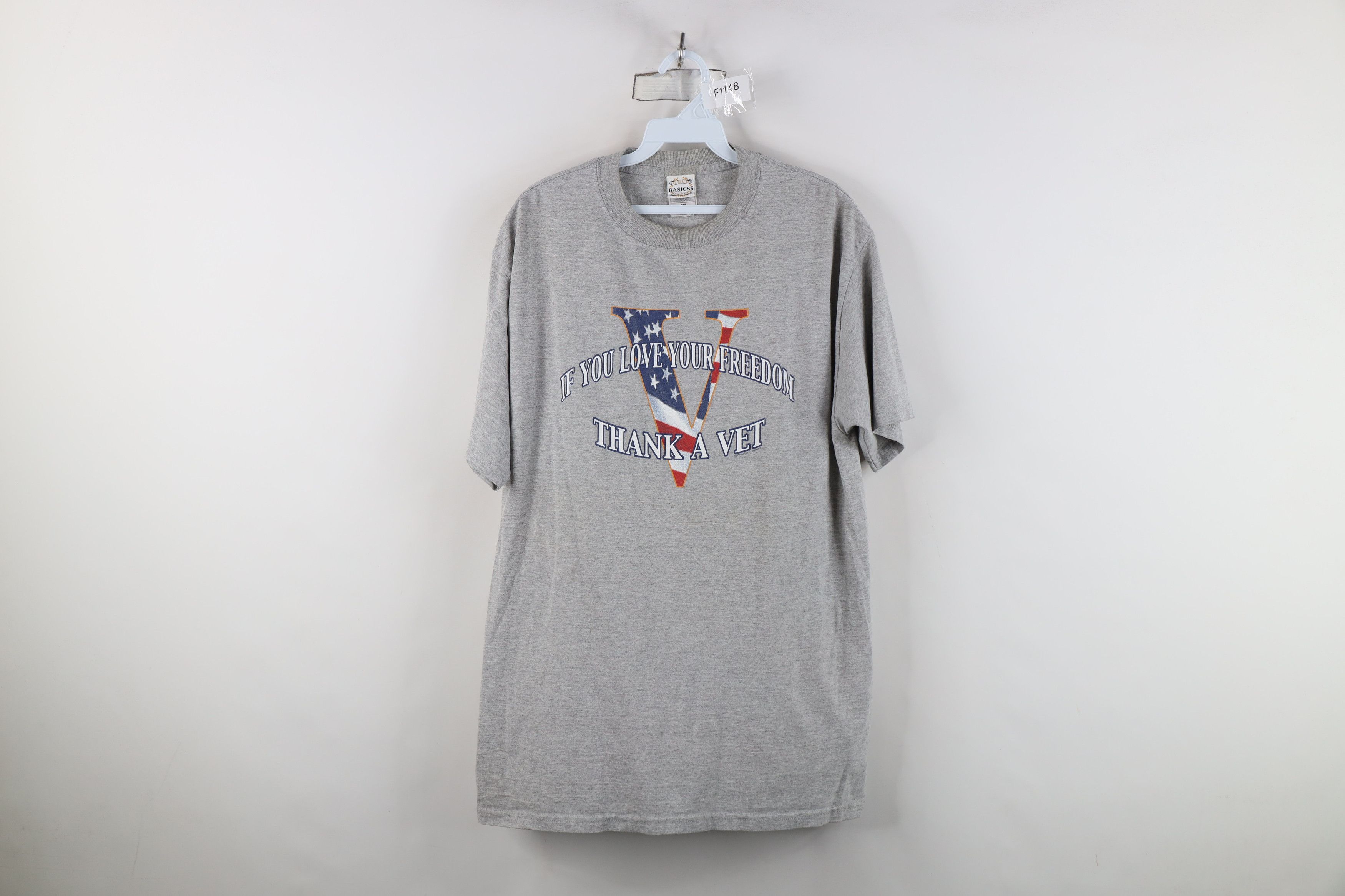 Vintage Vintage 90s Y2K A Veteran Military Short Sleeve T-Shirt Size US L / EU 52-54 / 3 - 1 Thumbnail