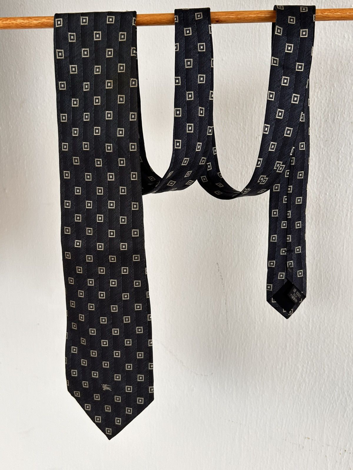 Burberry Burberry Vintage Tie Size ONE SIZE - 1 Thumbnail