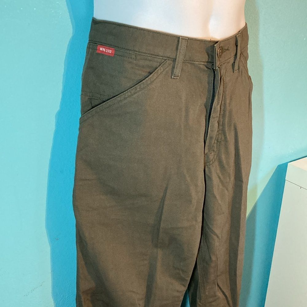 Carhartt Big Bill Flame Resistant Mens Size 34 Cargo Work Pants Slim Size US 34 / EU 50 - 12 Thumbnail