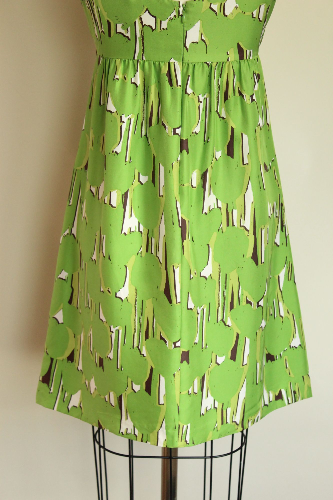 Michael Kors Michael Kors Mini Dress, Silk Empire Waist, Size 6P, Green B Size M / US 6-8 / IT 42-44 - 12 Thumbnail