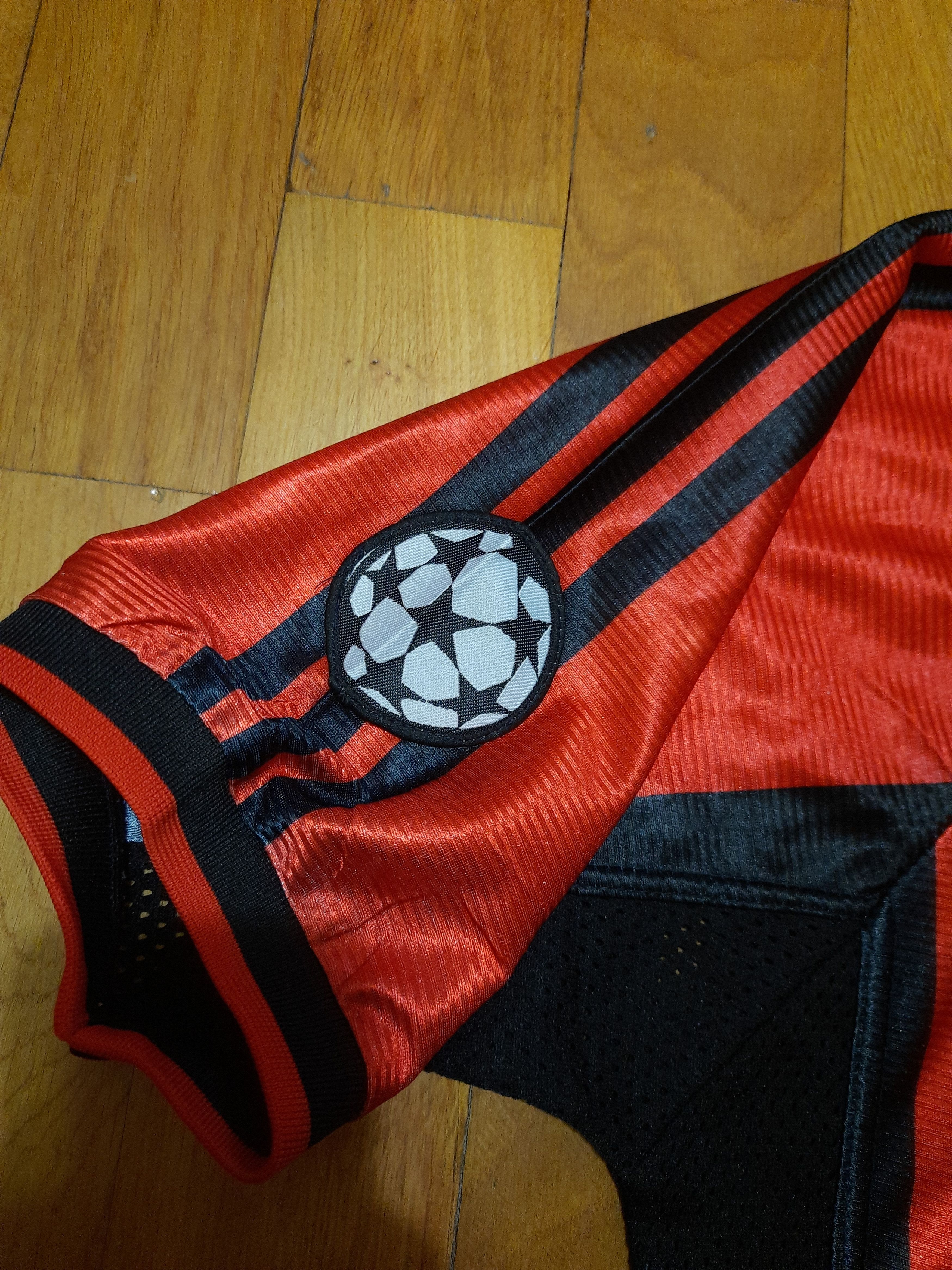 Other A. C. Milan Retro 100 Anniversary Football Soccer jersey Size US M / EU 48-50 / 2 - 4 Thumbnail
