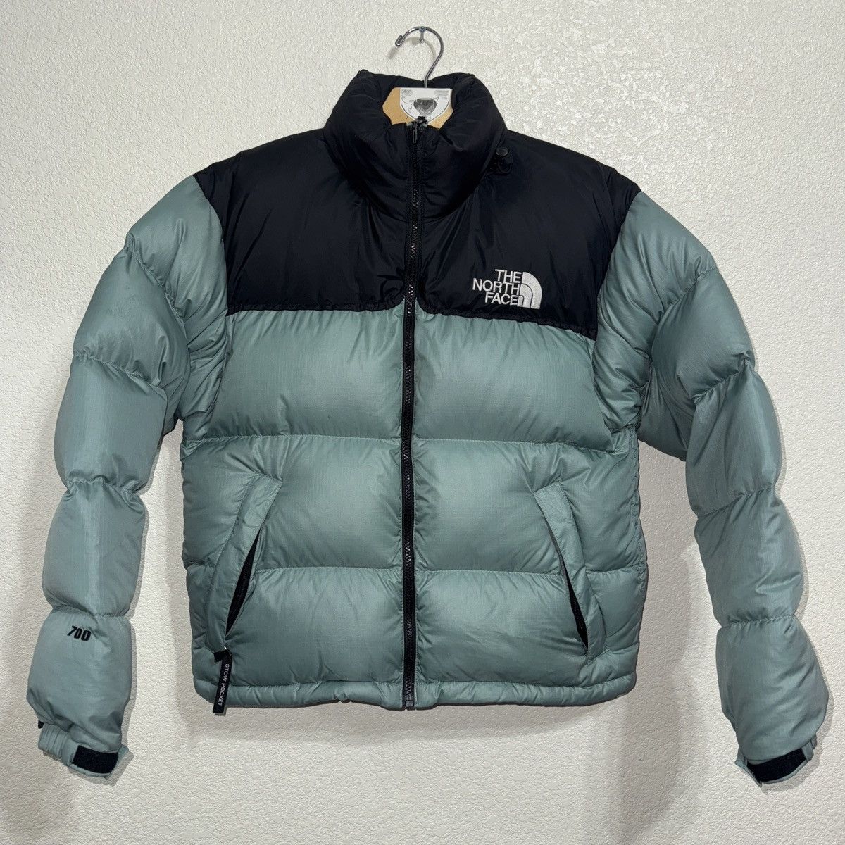 The North Face Vintage Northface Oversized Nuptse 700 Light Teal And Black Size XS / US 0-2 / IT 36-38 - 1 Thumbnail