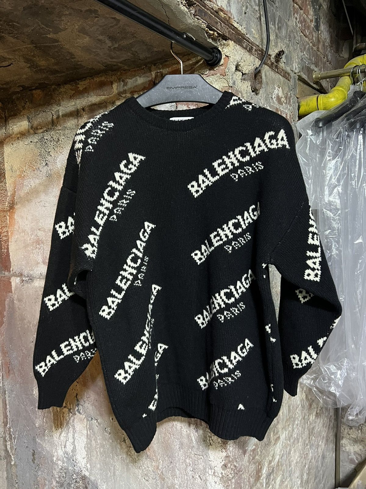Balenciaga BALENCIAGA LOGO KNIT SWEATER Size US M / EU 48-50 / 2 - 3 Thumbnail