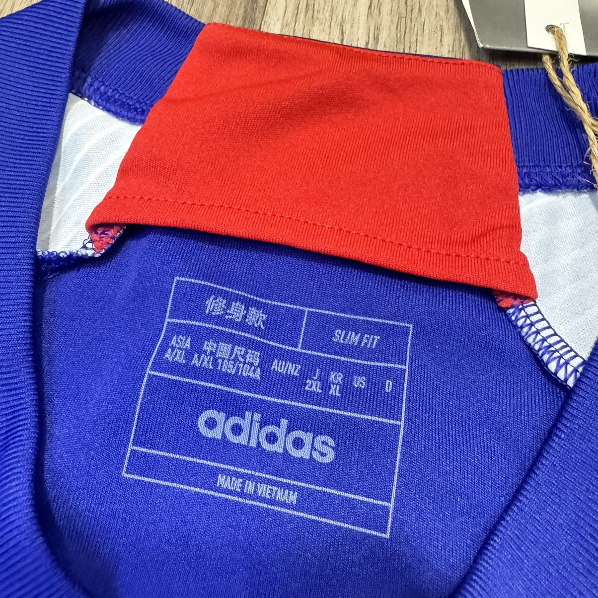 Japan World cup 2022 home shirt #10 Minamino (bnwt)