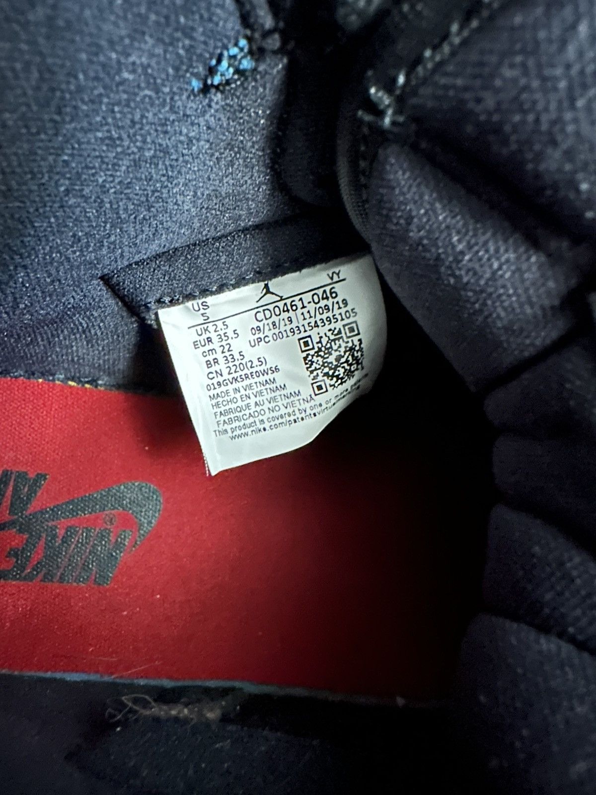 Jordan Brand Wmns Air Jordan 1 High OG 'NC to Chi' Size US 5 / IT 35 - 5 Thumbnail