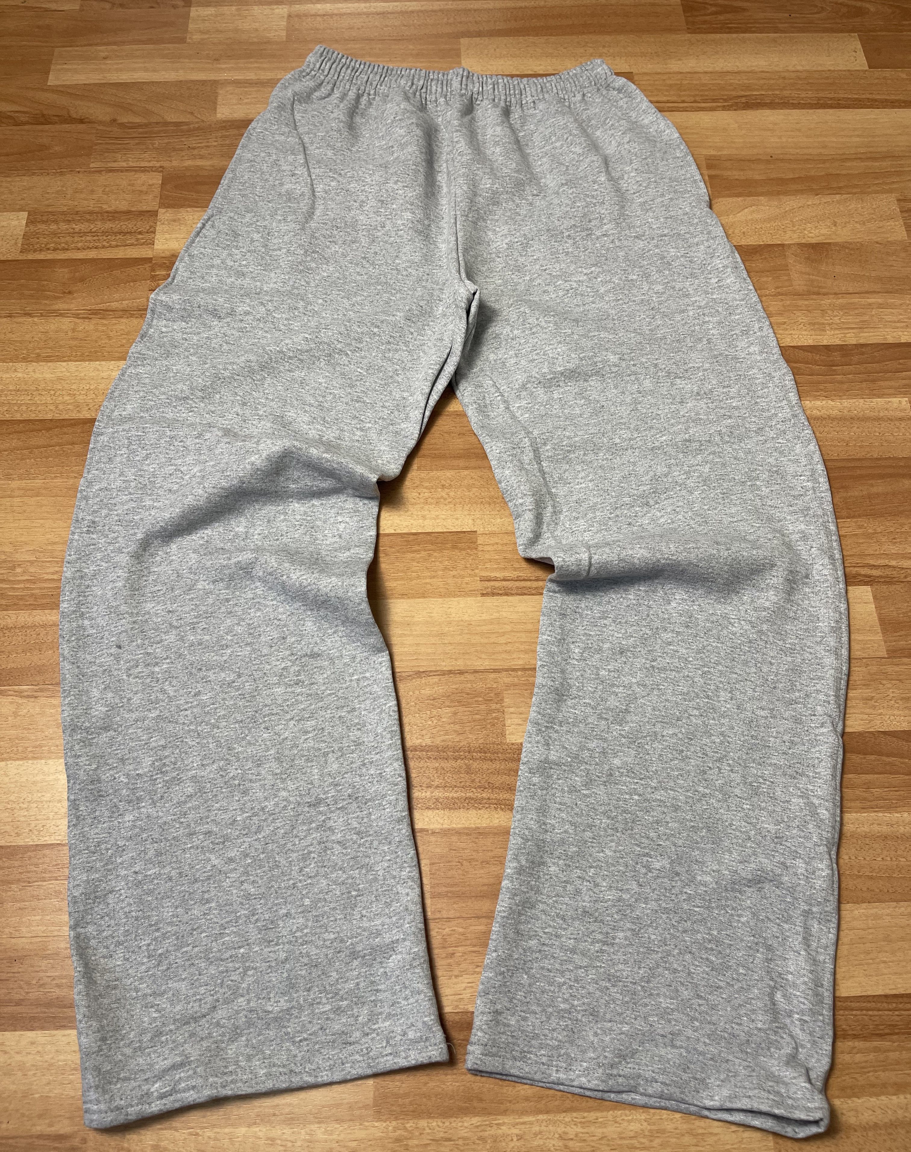 Vintage Grey Baggy Sweatpants Y2k Vintage Style Fit Size US 30 / EU 46 - 1 Thumbnail