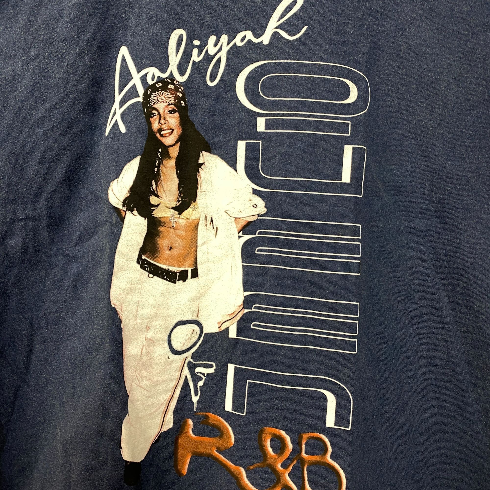 Urban Outfitters Aaliyah R&B Vintage-Style Washed Blue T-Shirt Medium Size US M / EU 48-50 / 2 - 2 Thumbnail