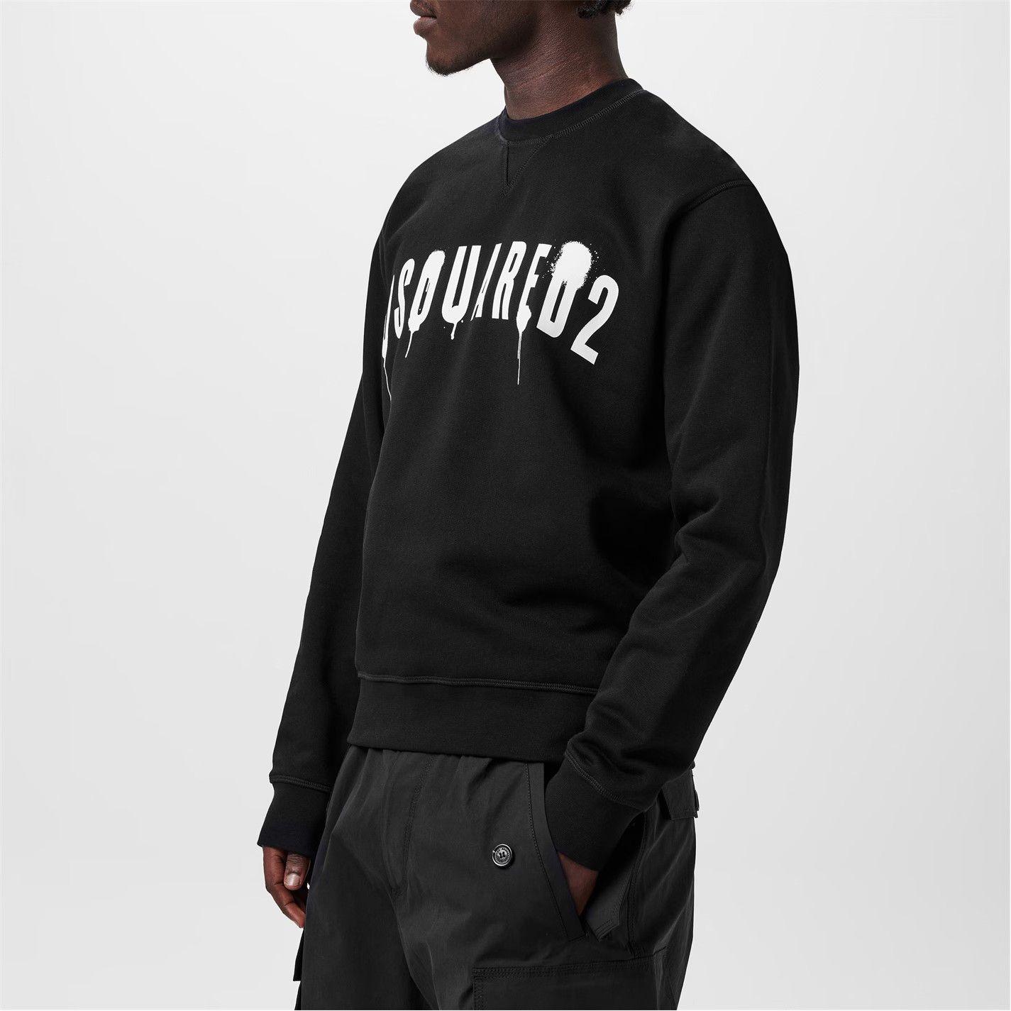 Dsquared2 o1g2r1mq0426 Logo Spray Cool Sweater in Black Size US M / EU 48-50 / 2 - 6 Thumbnail