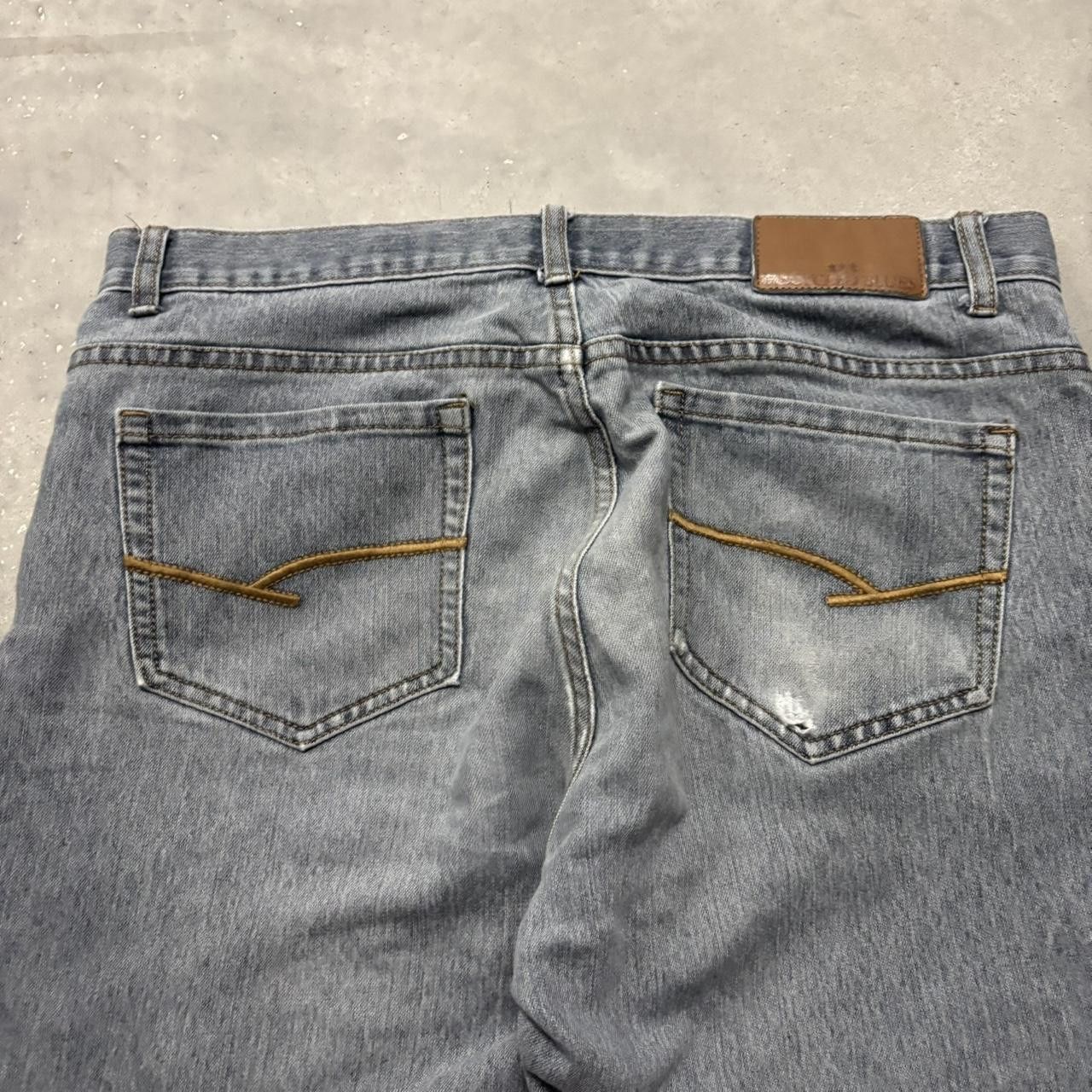 Japanese Brand × Vintage Crazy Vintage Y2K/2000s Grunge Faded Denim Wash Essential Denim Jeans! Size US 36 / EU 52 - 7 Thumbnail