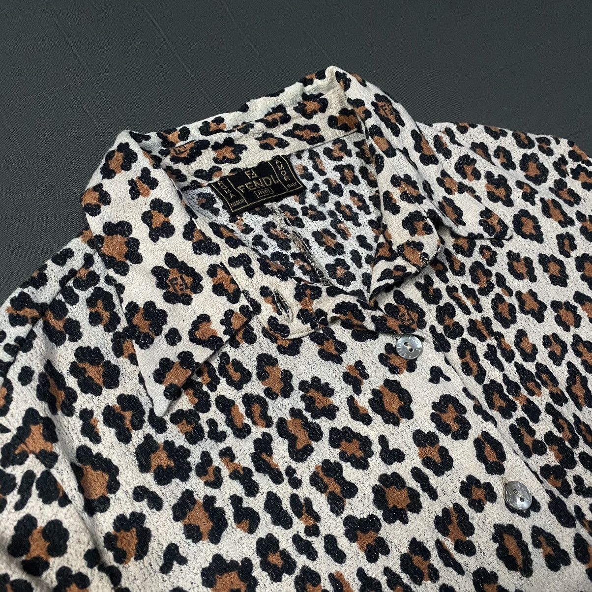Fendi Vintage Fendi Jeans Leopard Button Up Womens Size M / US 6-8 / IT 42-44 - 4 Thumbnail